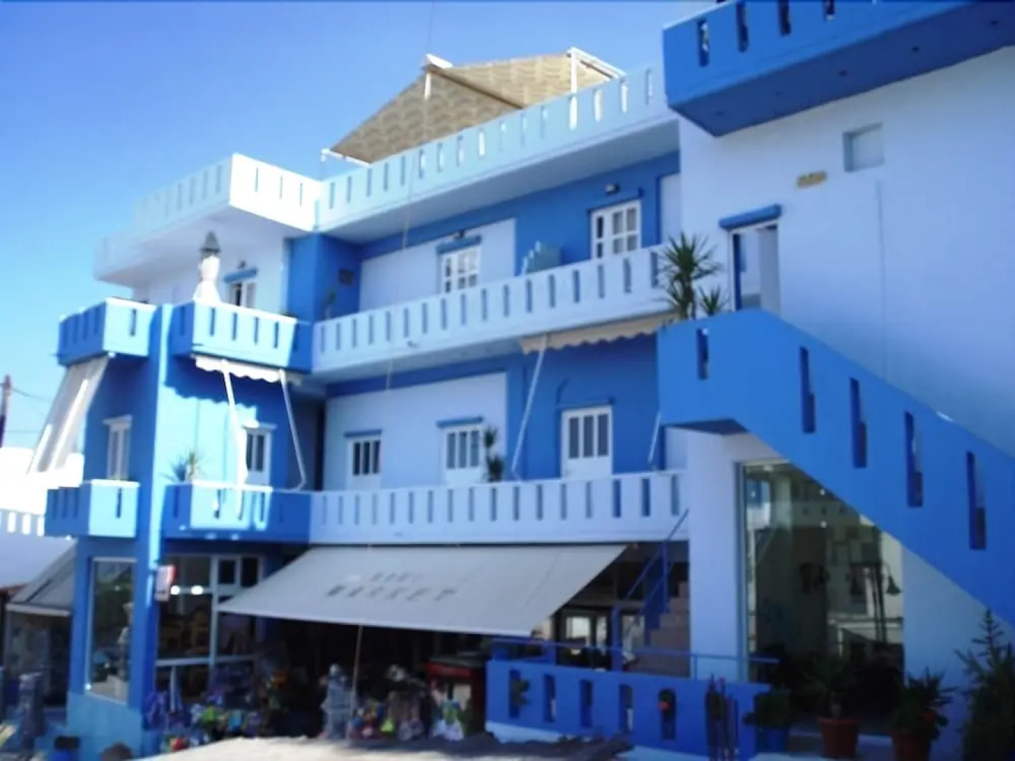 Kostas Rooms & Apartments