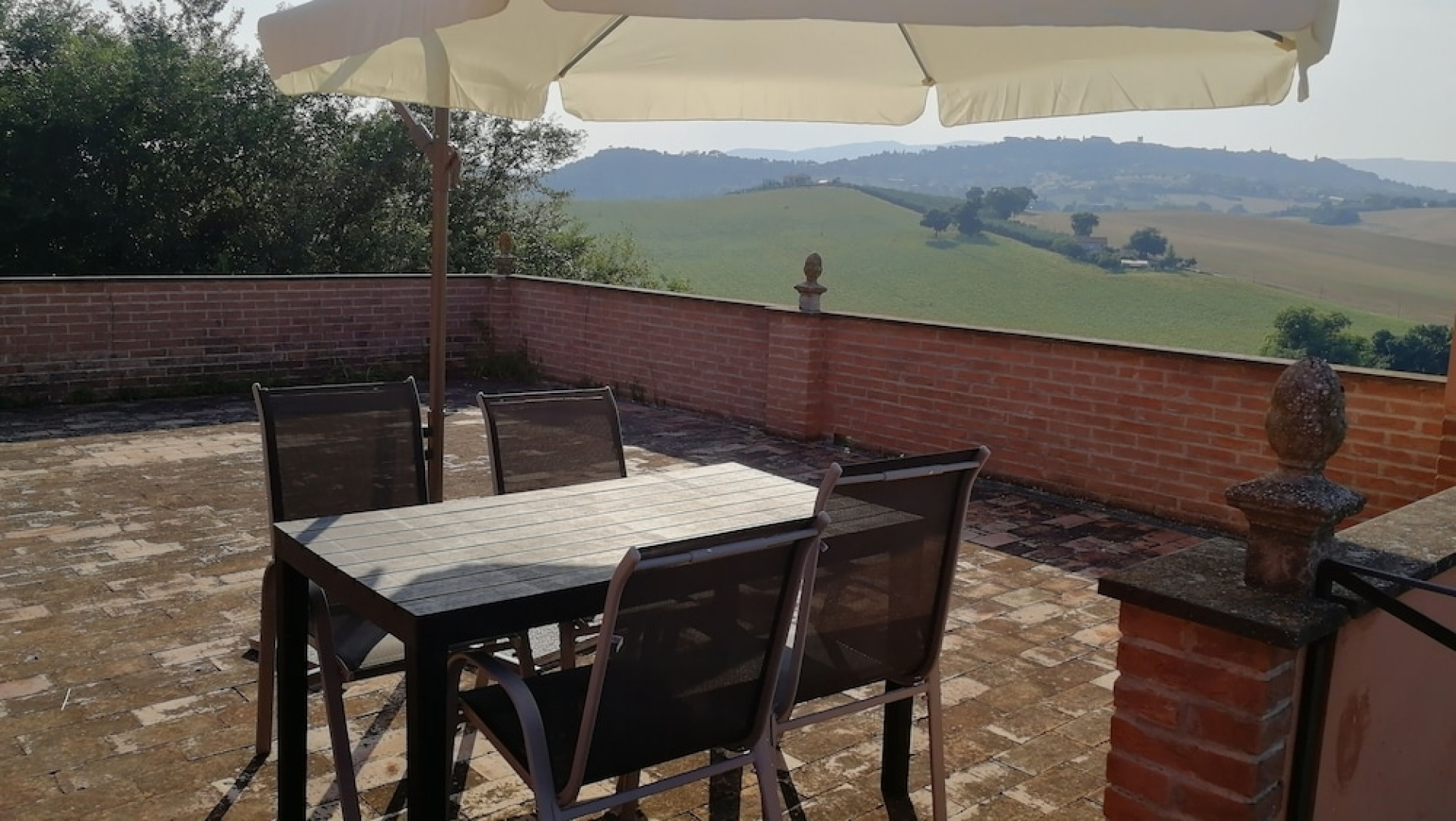 Apartment for 6 People in Villa Luzi Farmhouse