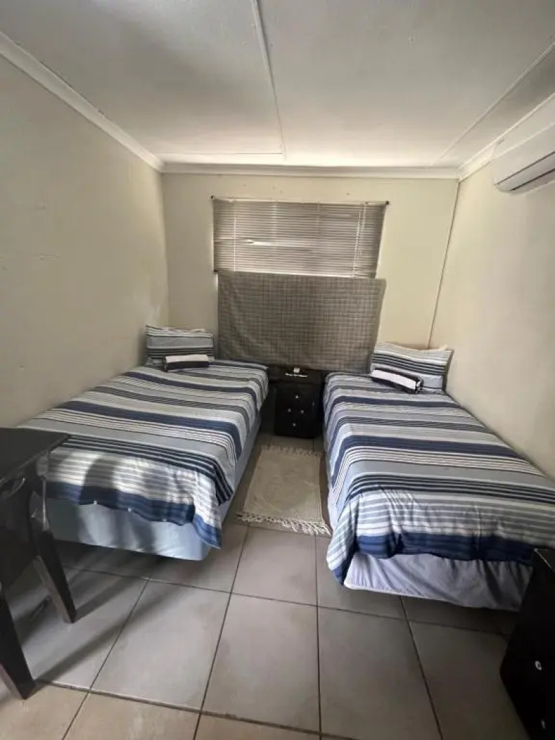 Sleep Easy Guest House