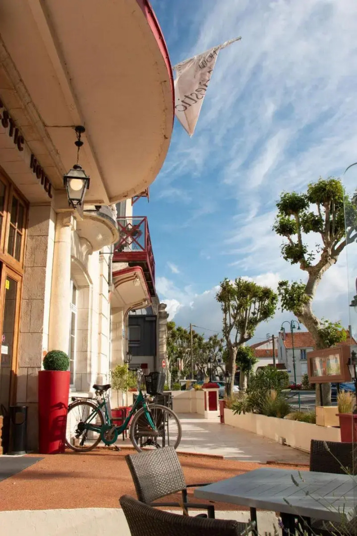 Logis Hotel Le Majestic