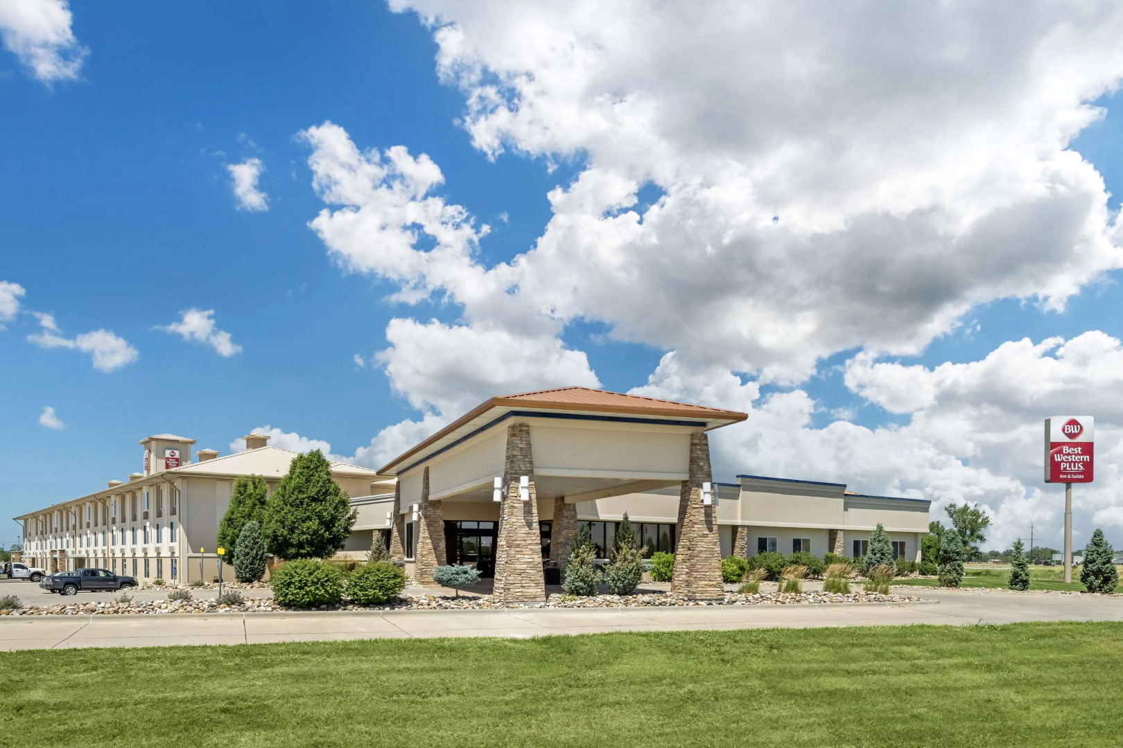 Best Western Plus Mid Nebraska Inn & Suites
