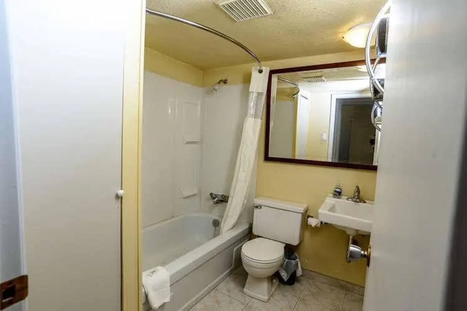 The Sand Castle Suites Motel