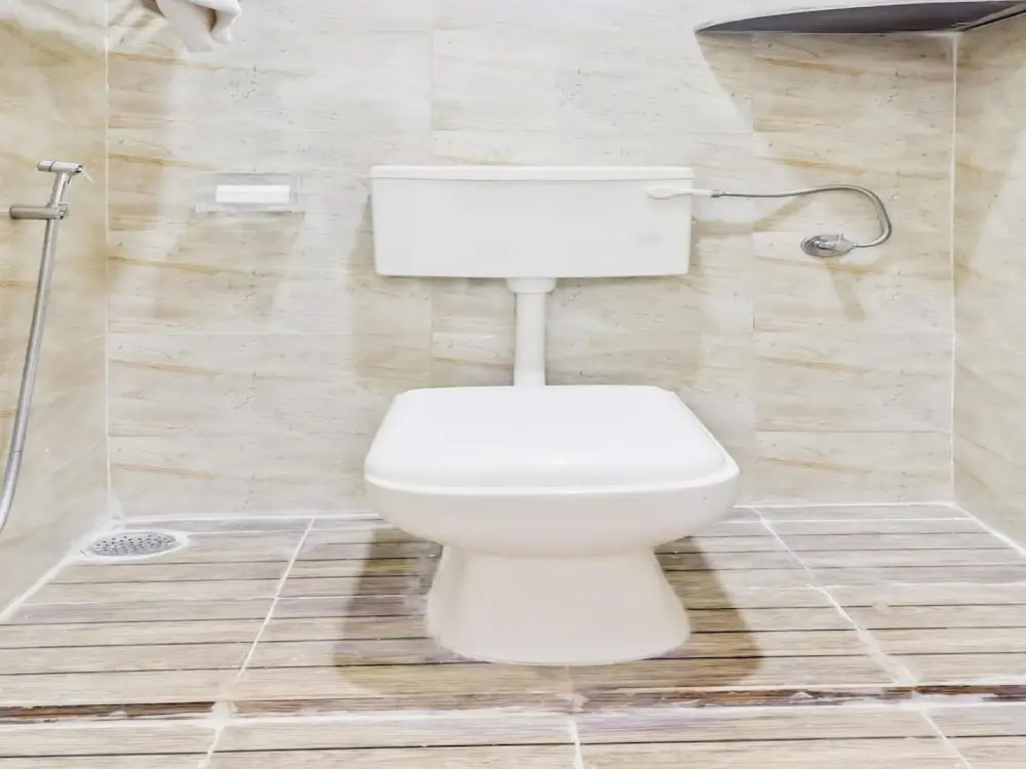 Oyo 35733 Divine Star Dhaba