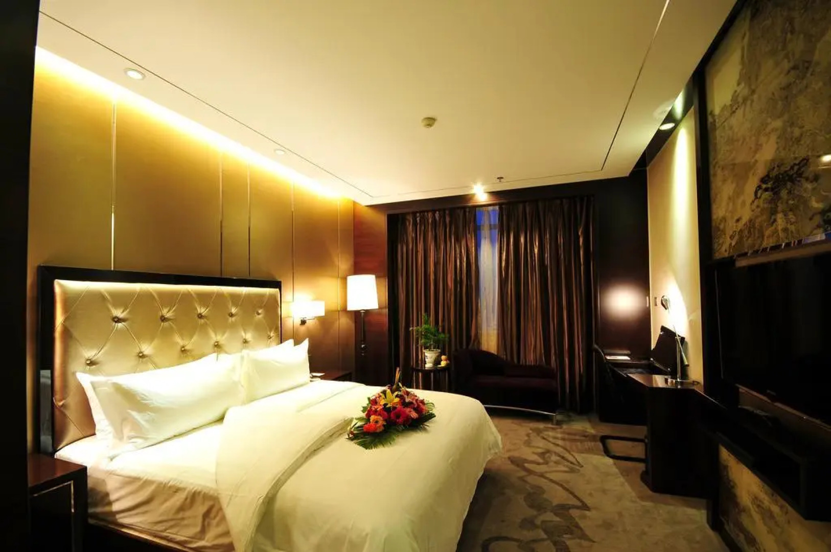 Xichang Minshan Hotel