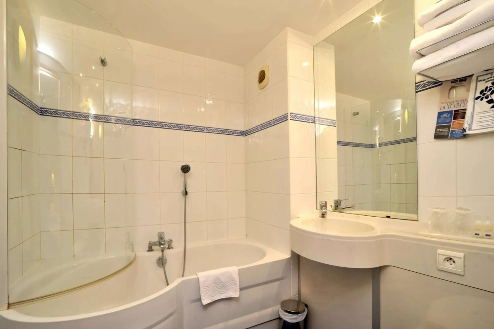 Kyriad Annecy Sud - Cran Gevrier