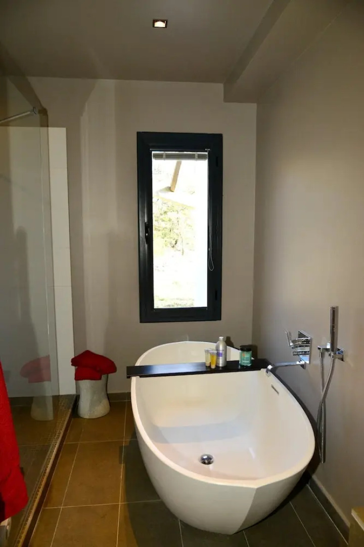 Villa With 5 Bedrooms in Garéoult, With Private Pool, Furnished Garden