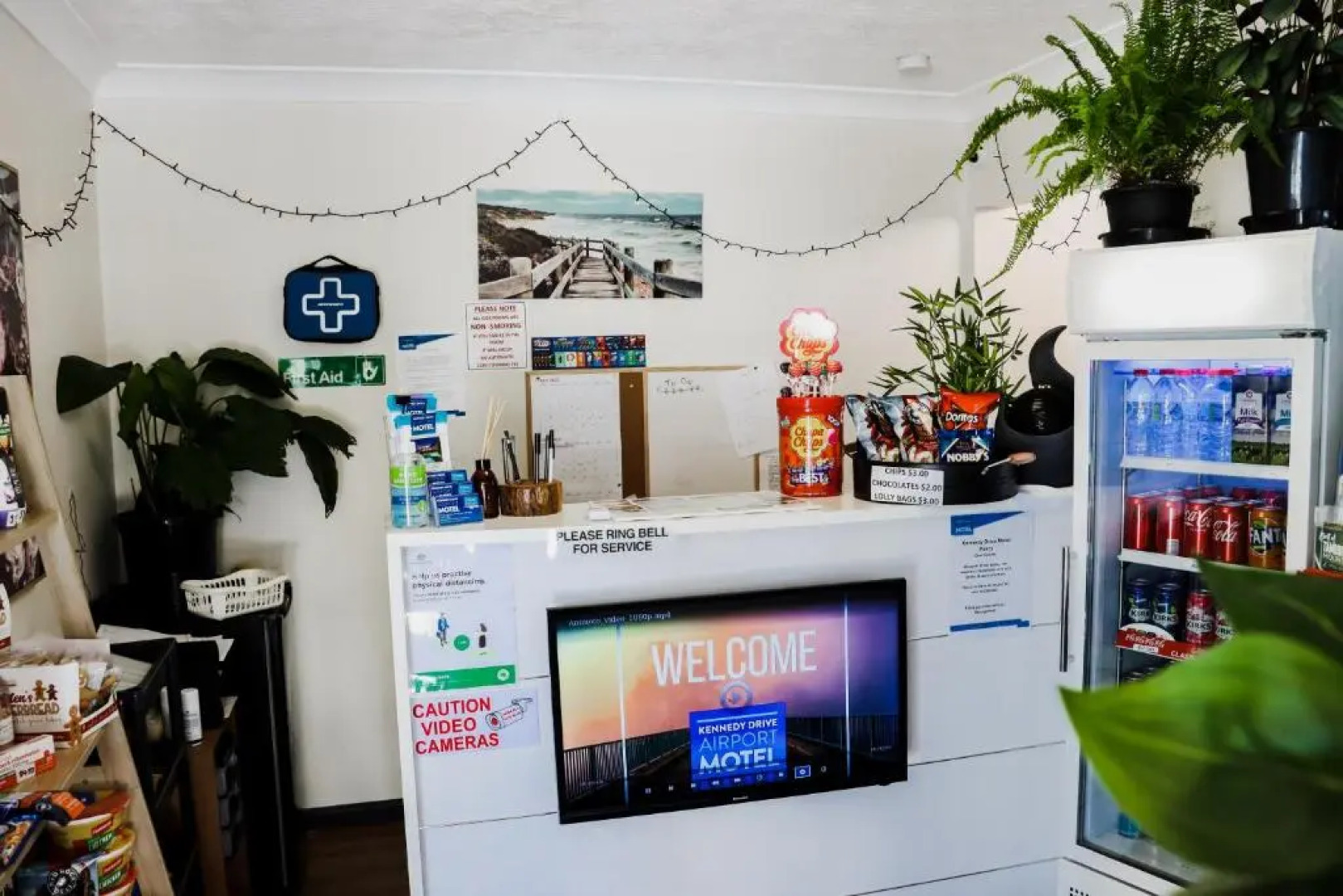 Kennedy Drive Boutique Motel - Close To City Centre & Airport