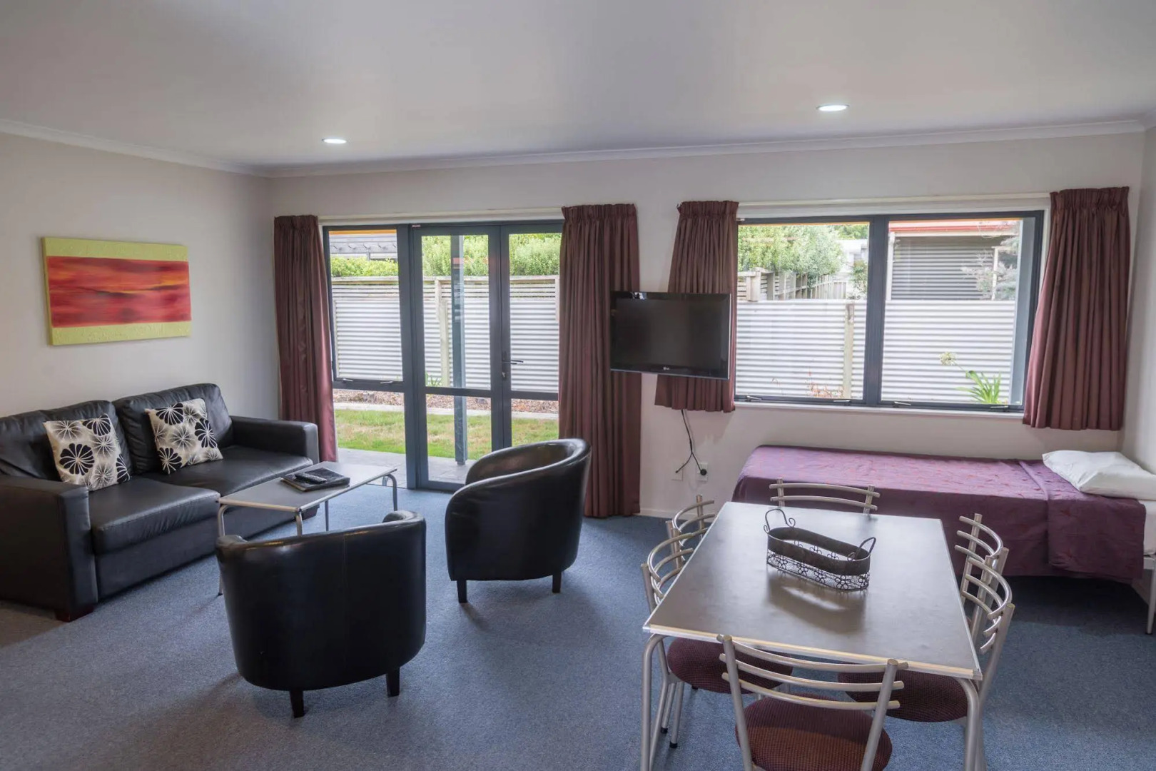 ASURE Oak Estate Motor Lodge