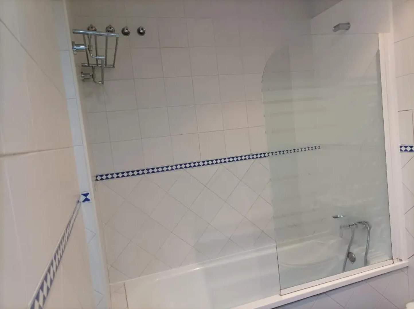 Moderno apartamento en conjunto residencial