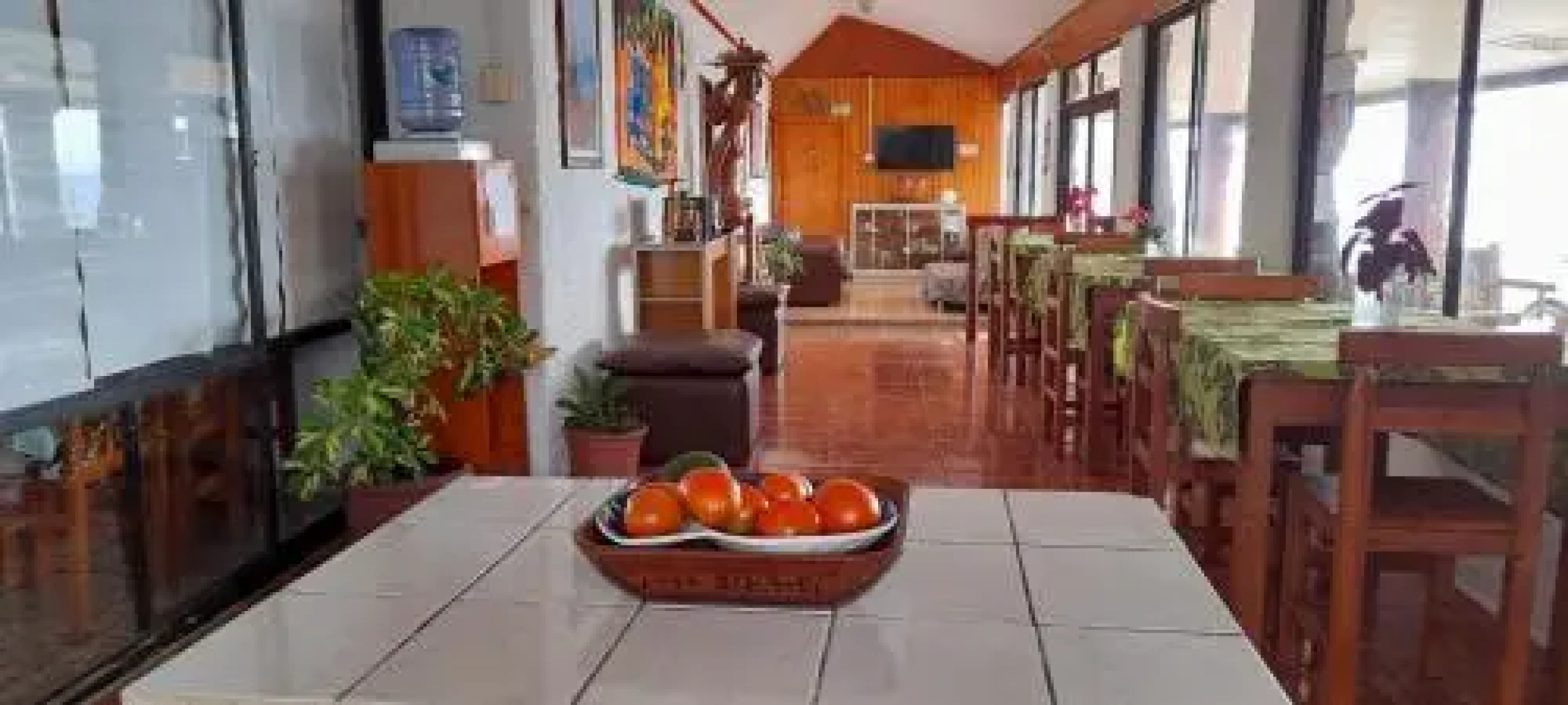 Hostal y Cabañas Tojika