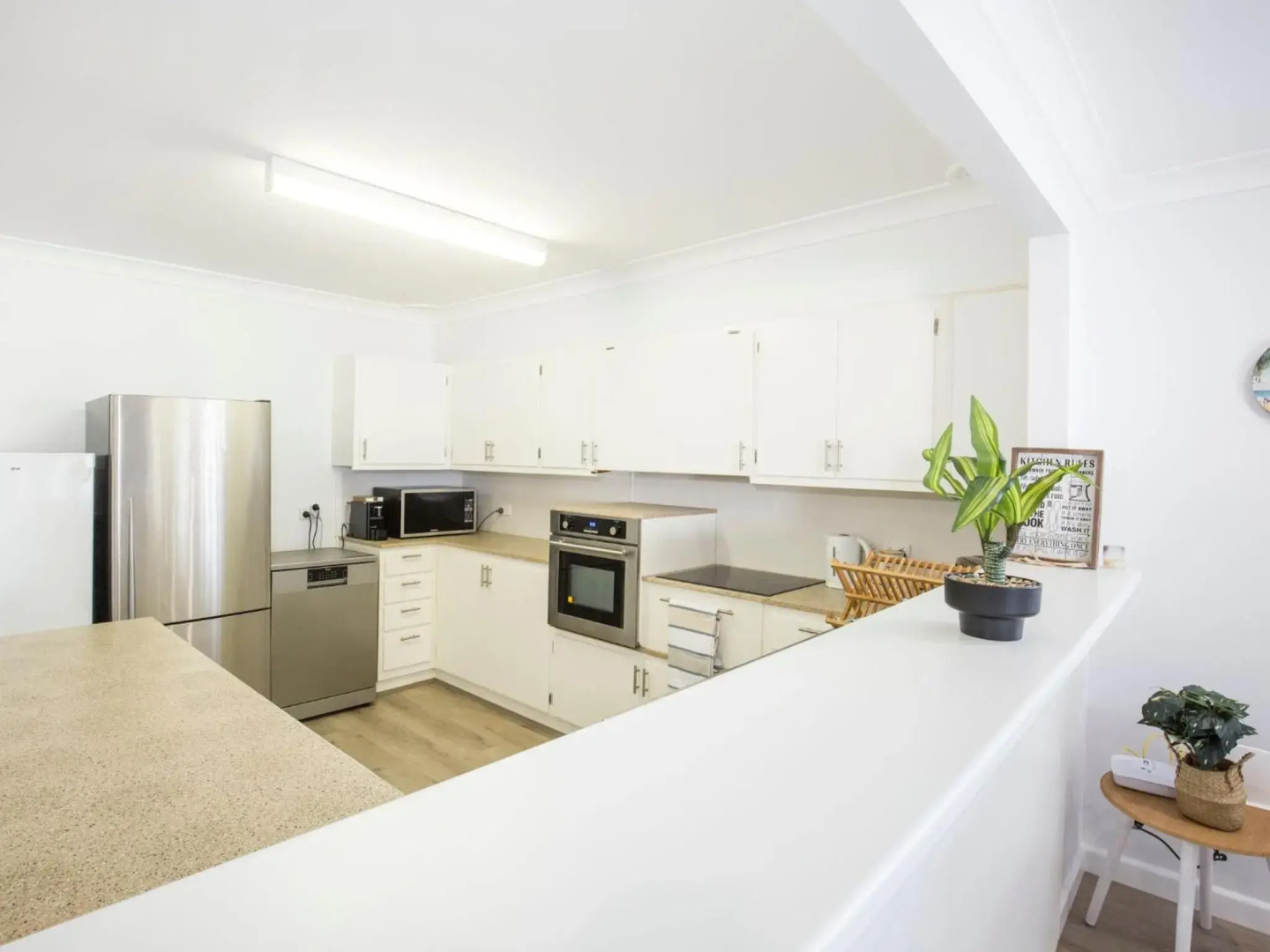 Burra Days I Pet Friendly I 10 mins Walk to the Beach