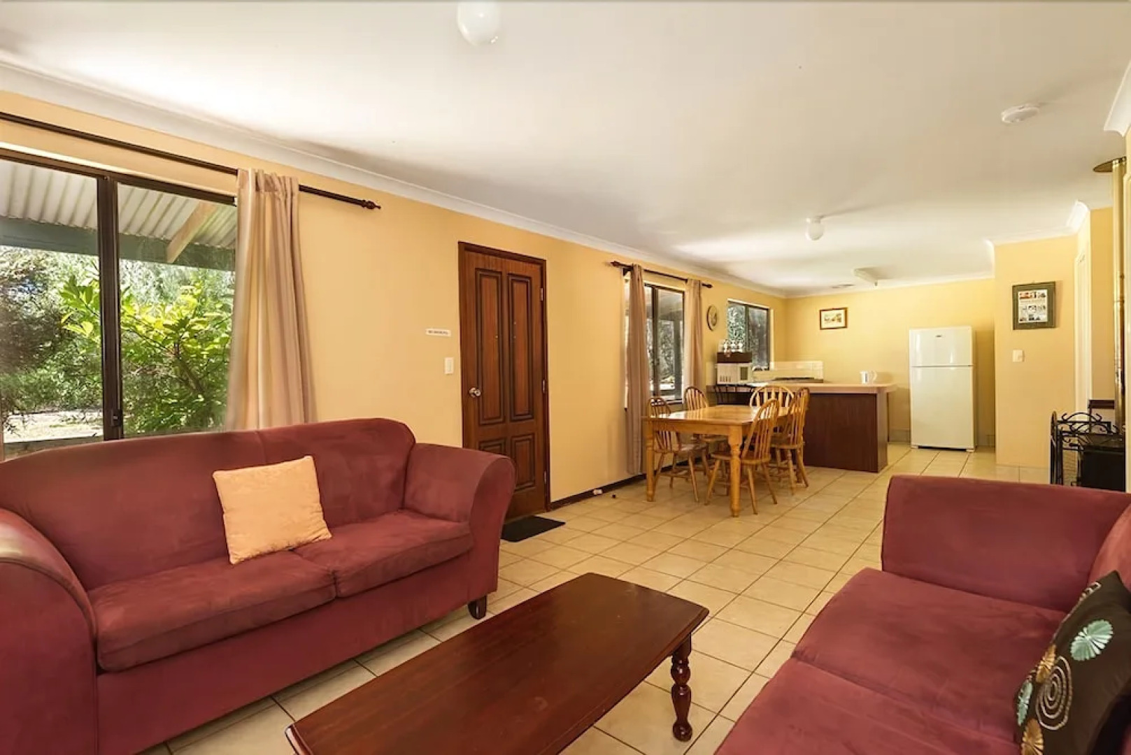 Dunsborough Rail Carriages & Farm Cottages