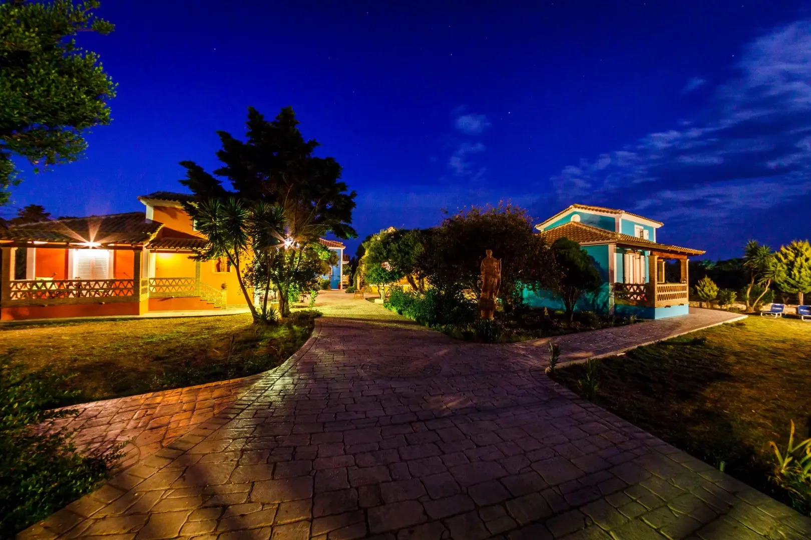 Porto Gerakas Villas & Apartments