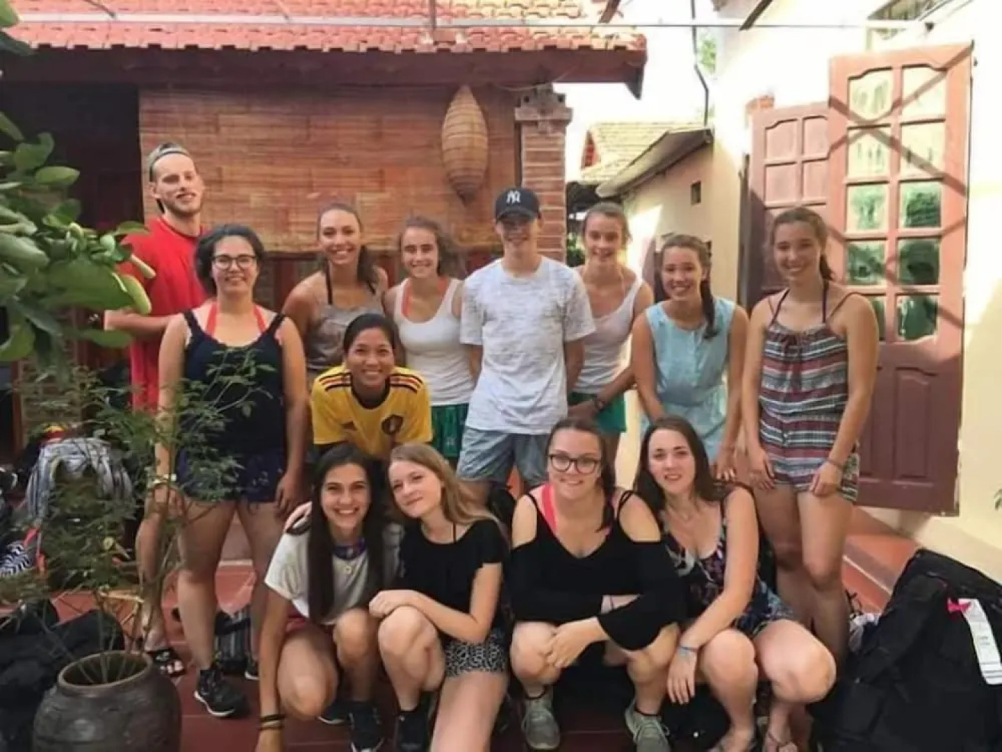 Van Long Family Homestay