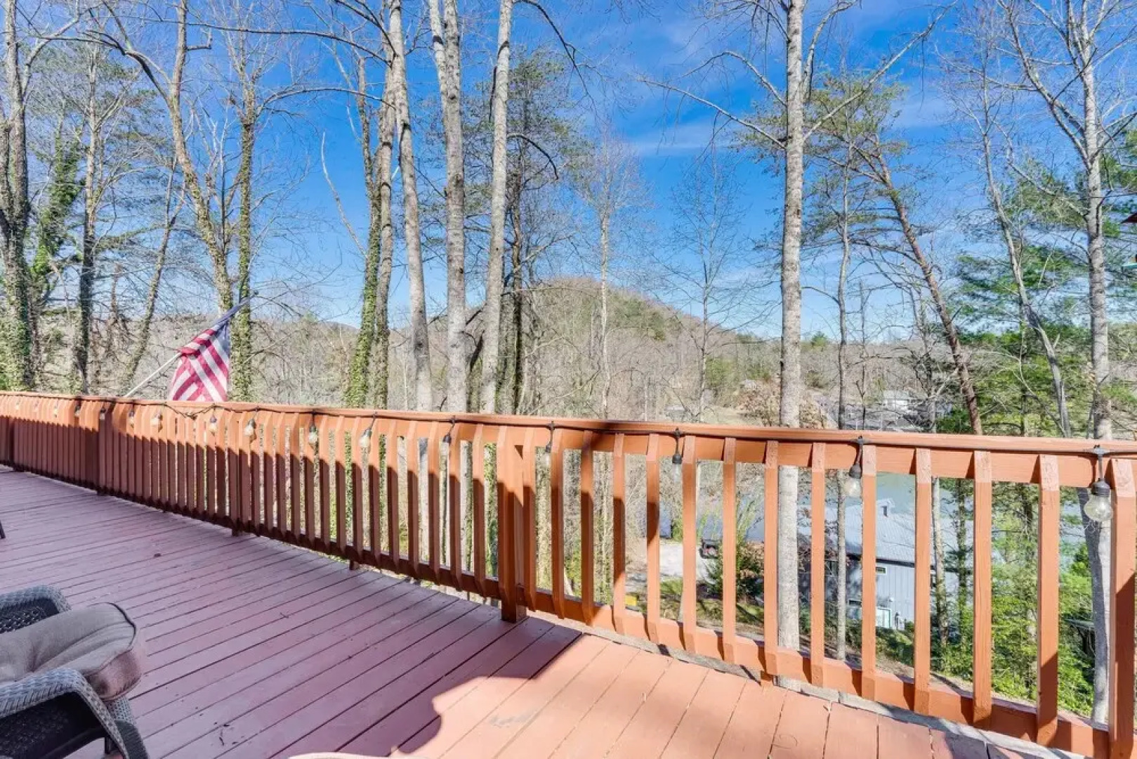 Pet-friendly Hiawassee Cabin w/ Lake Views & Sauna