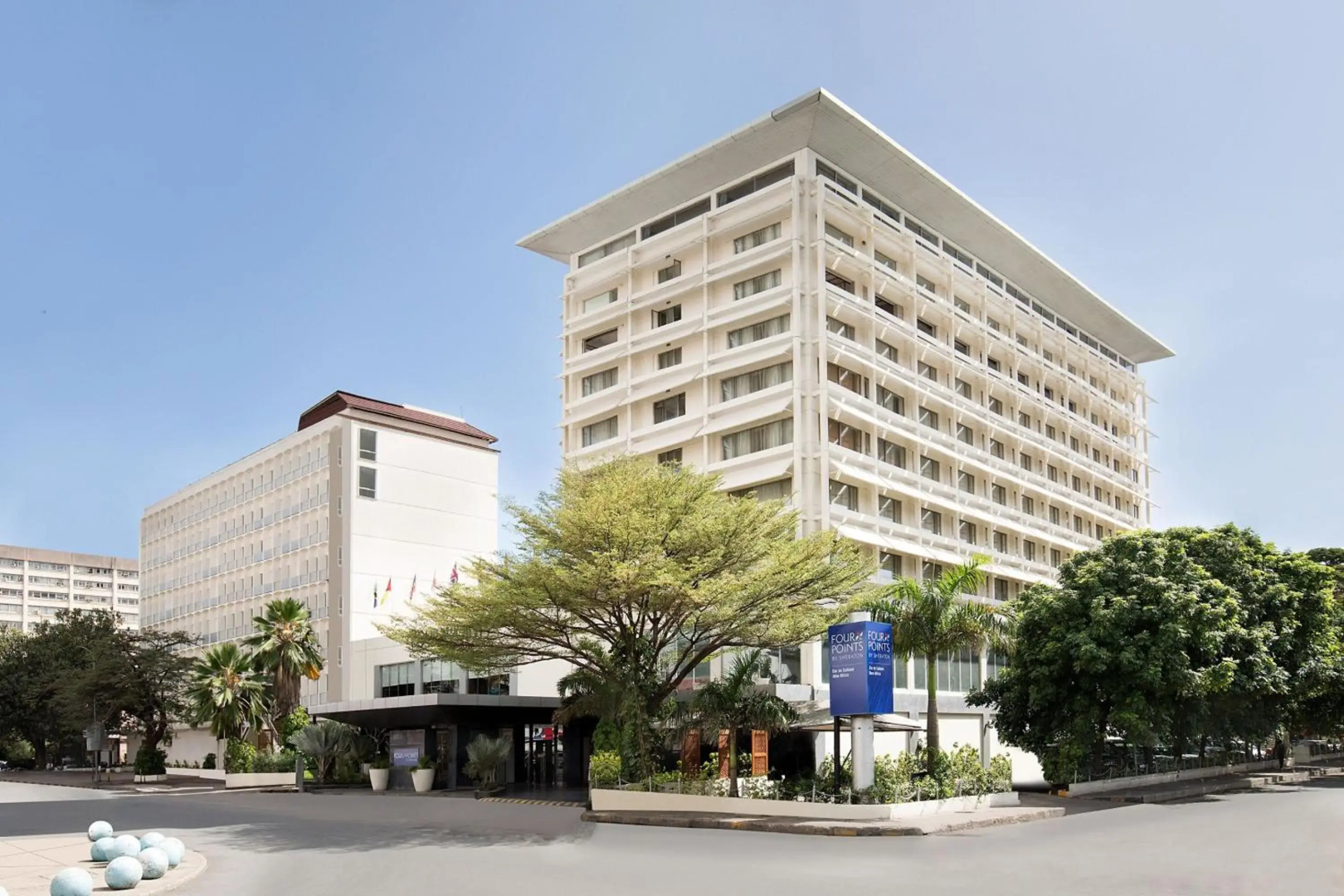 Отель Four Points by Sheraton Dar es Salaam New Africa