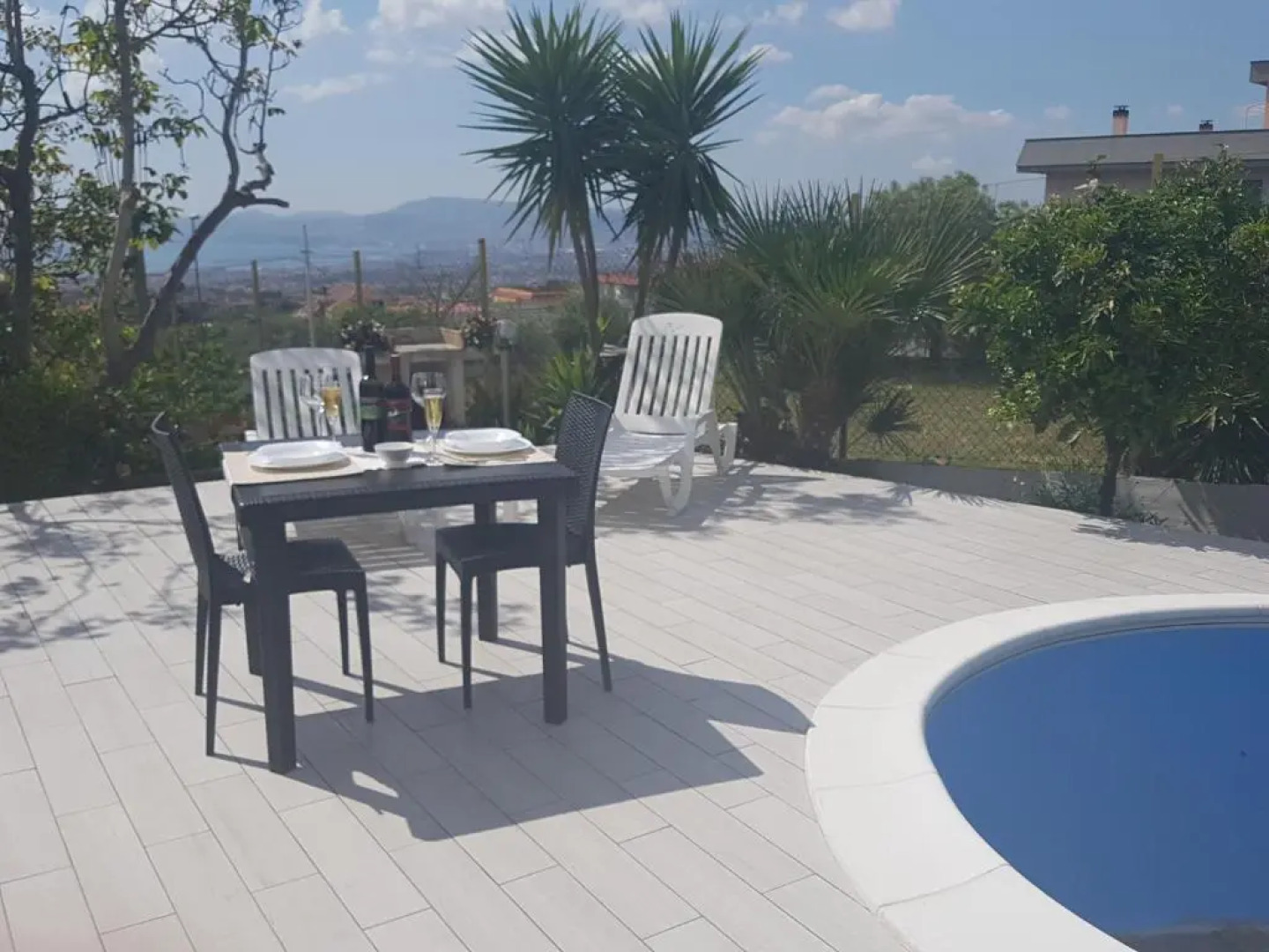 BB La Mariposa De La Reina