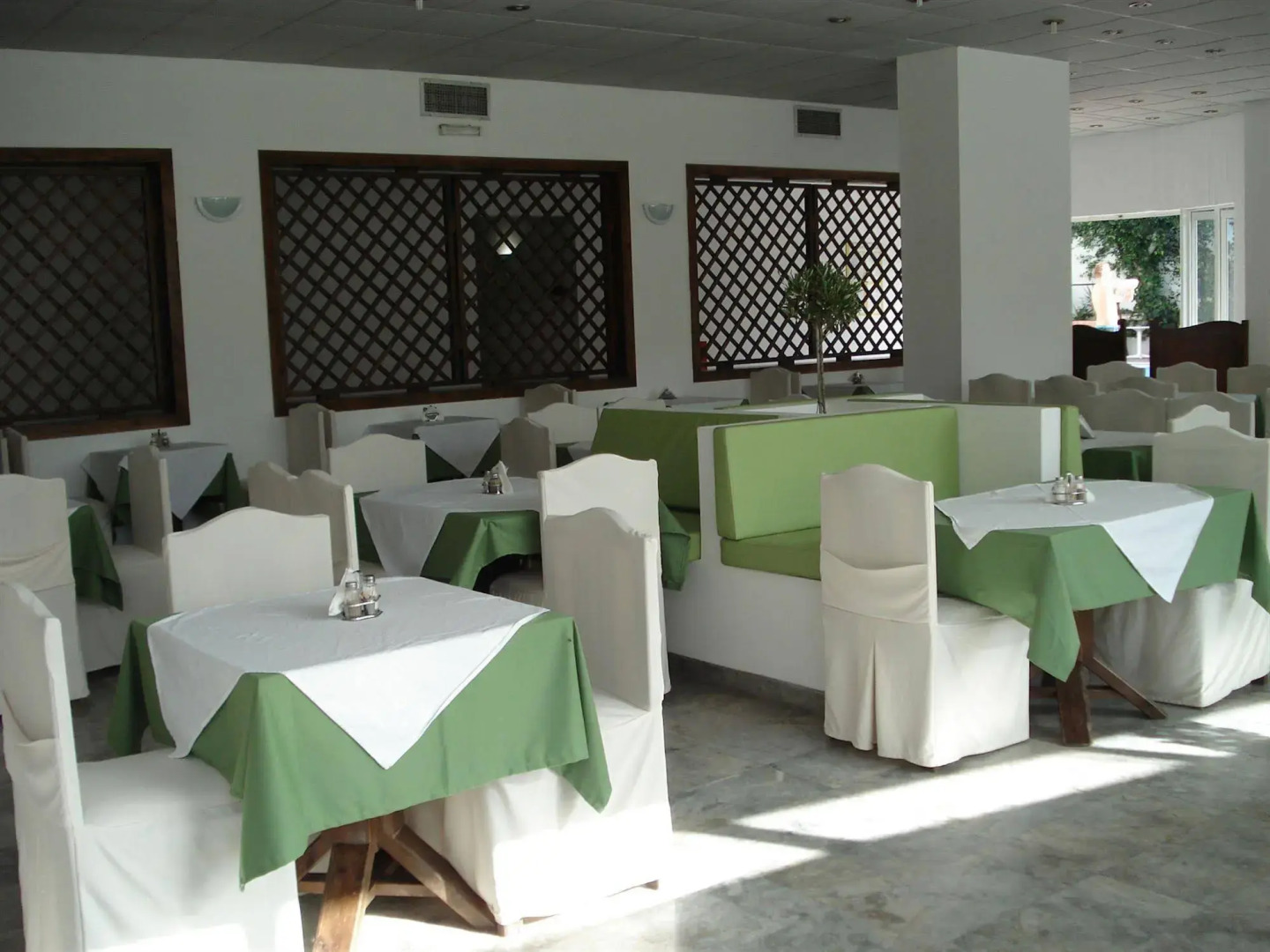  Porto Plazza ex Dimitrion Central Hotel