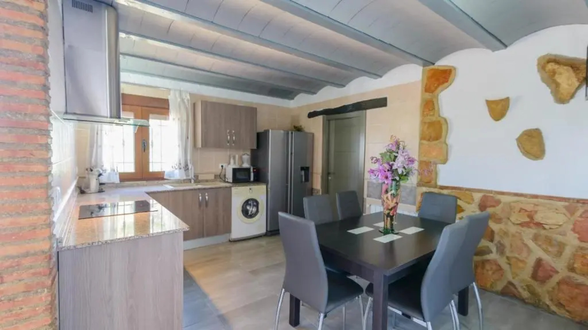 Cuevas El Mirador Pozo Alcon by Ruralidays