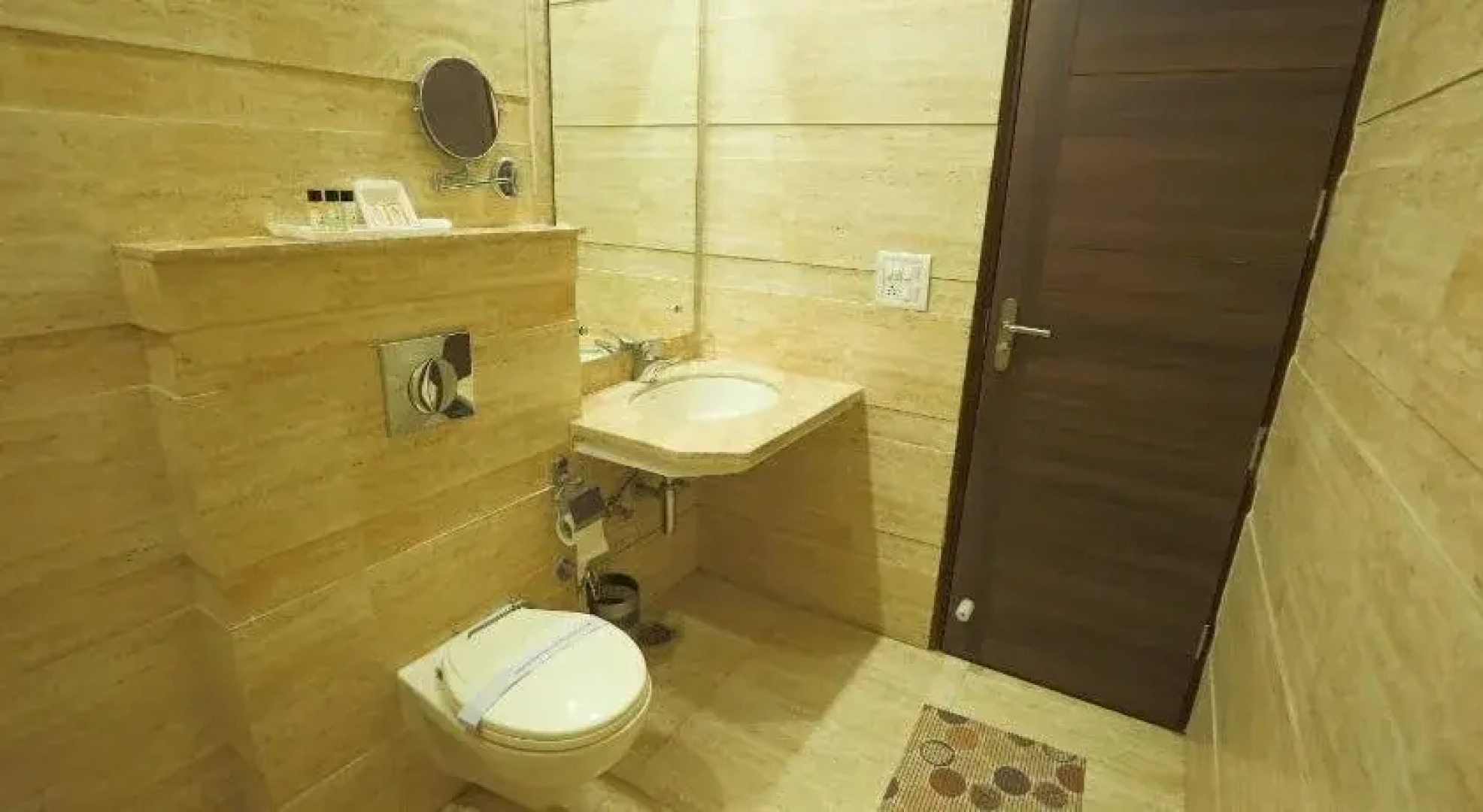 Hotel Whistling Greens