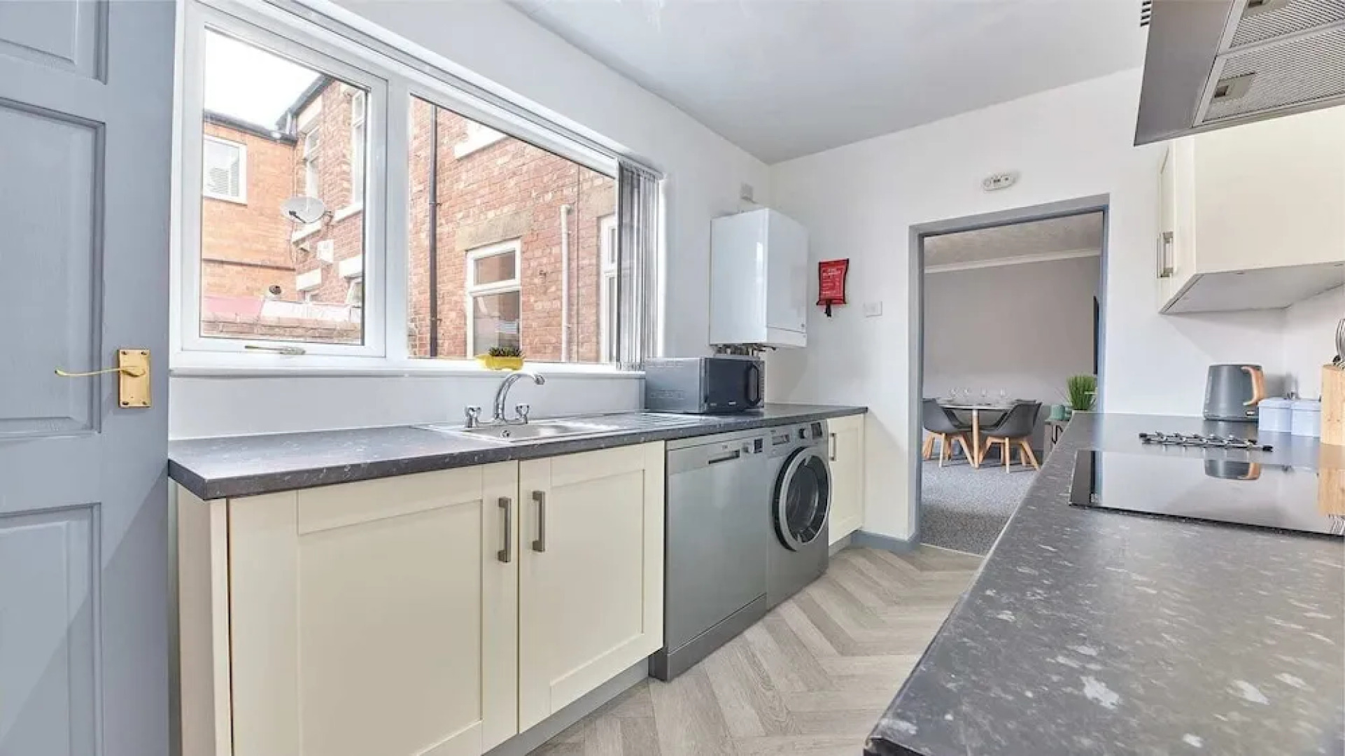 Host Stay Ralph House