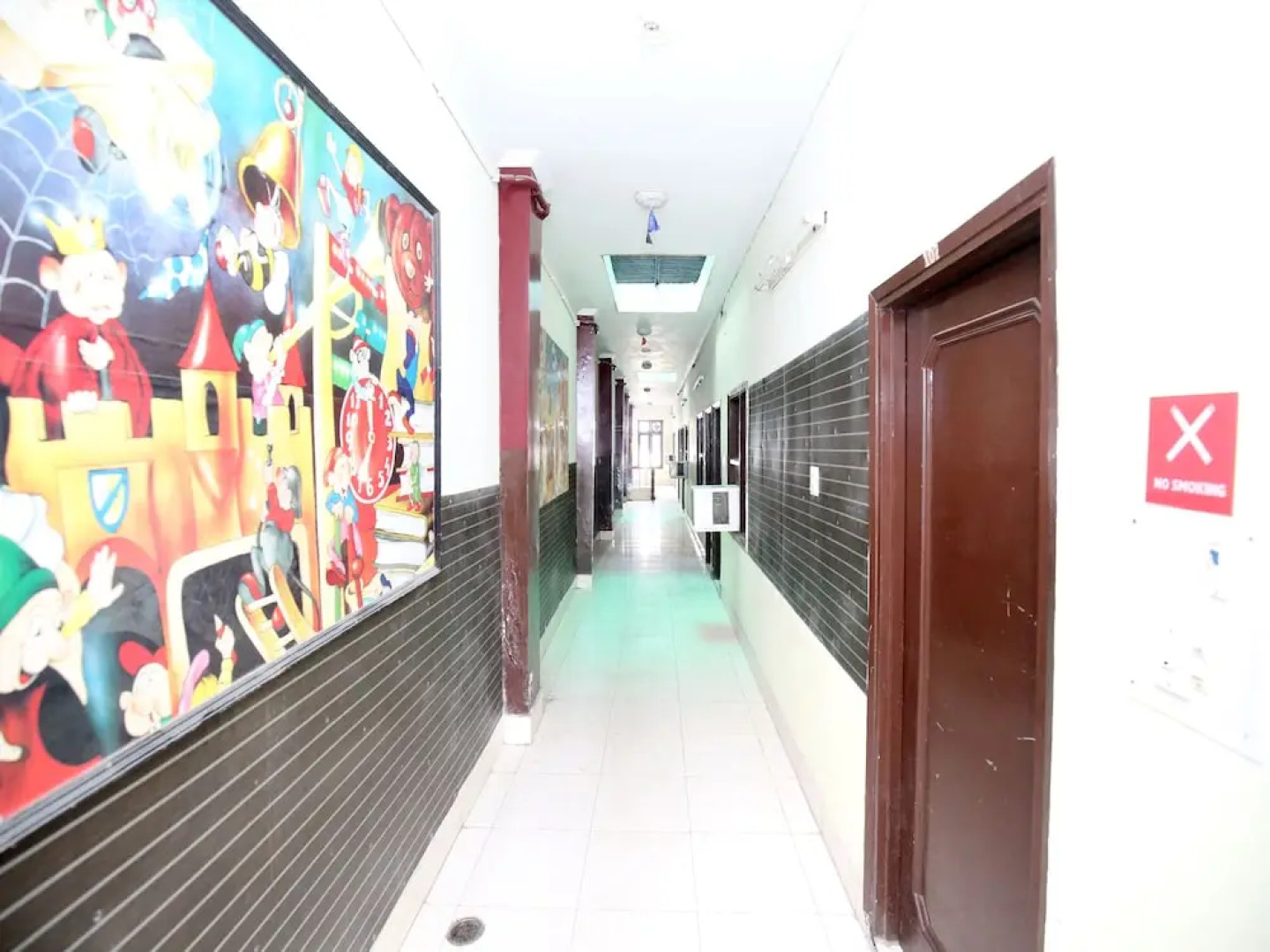 OYO 12163 Hotel Aaryan