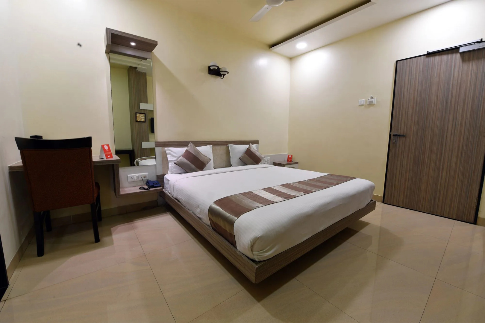 Capital O 4155 Hotel The Sudesh