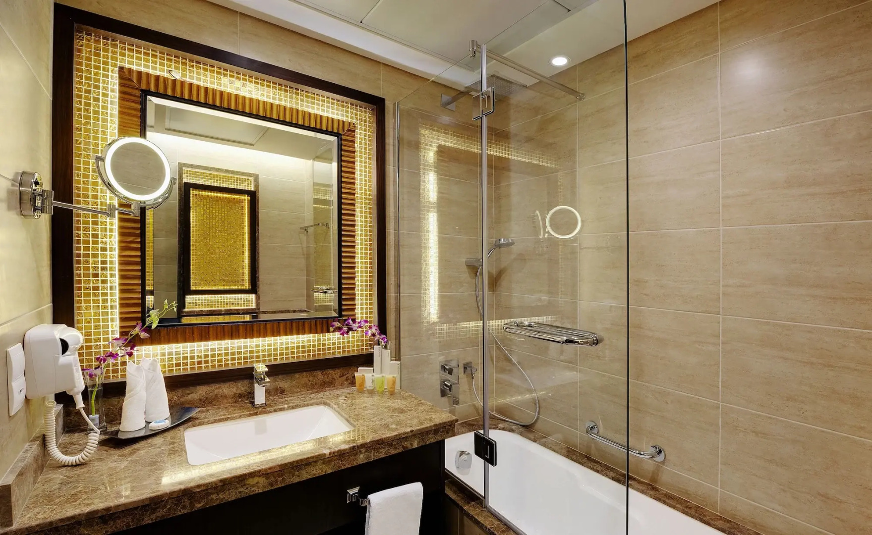 Landmark Premier Hotel