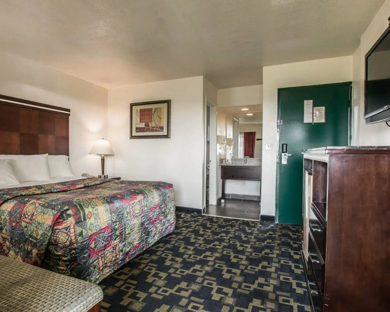 Motel 6 Oceanside, CA Marina / Camp Pendleton