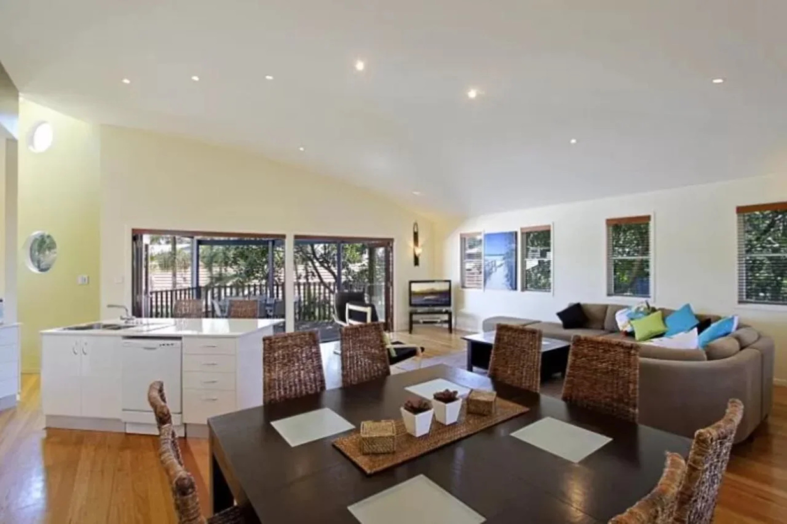 Beach House @ Tallows