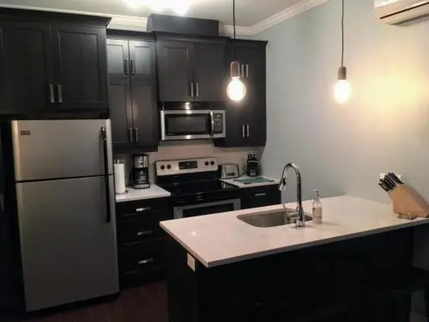 Condo Vélo-Golf-Ski Montagne Bromont - NAVETTE INCLUSE EN HIVER!