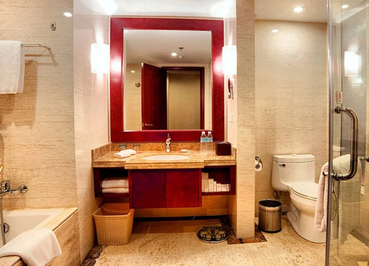 Ramada Plaza Chongqing West Hotel