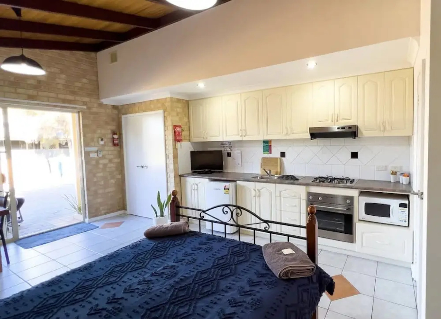 Esperance Foreshore Apartments