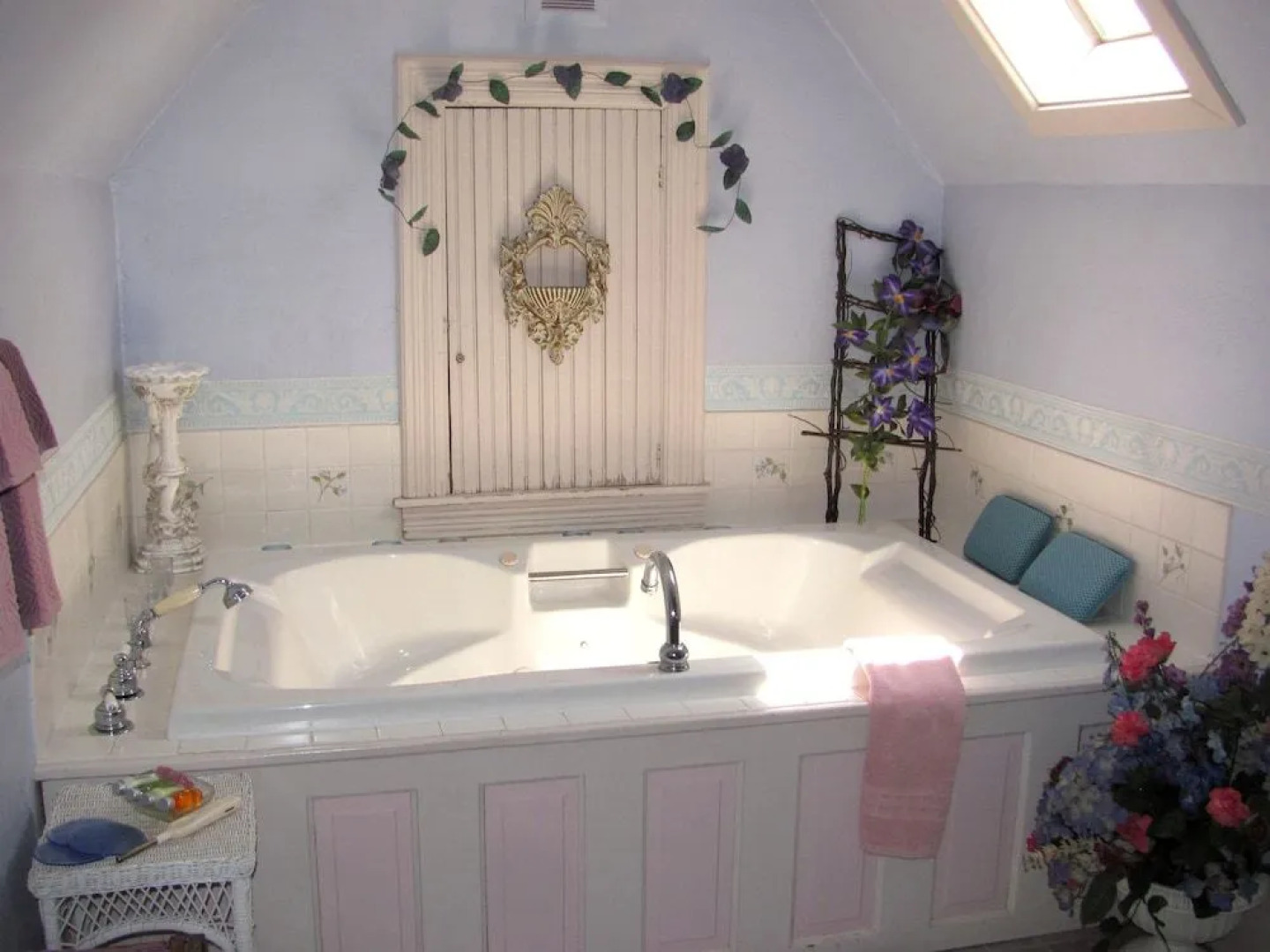 The Blue Belle Inn Bed and Breakfast