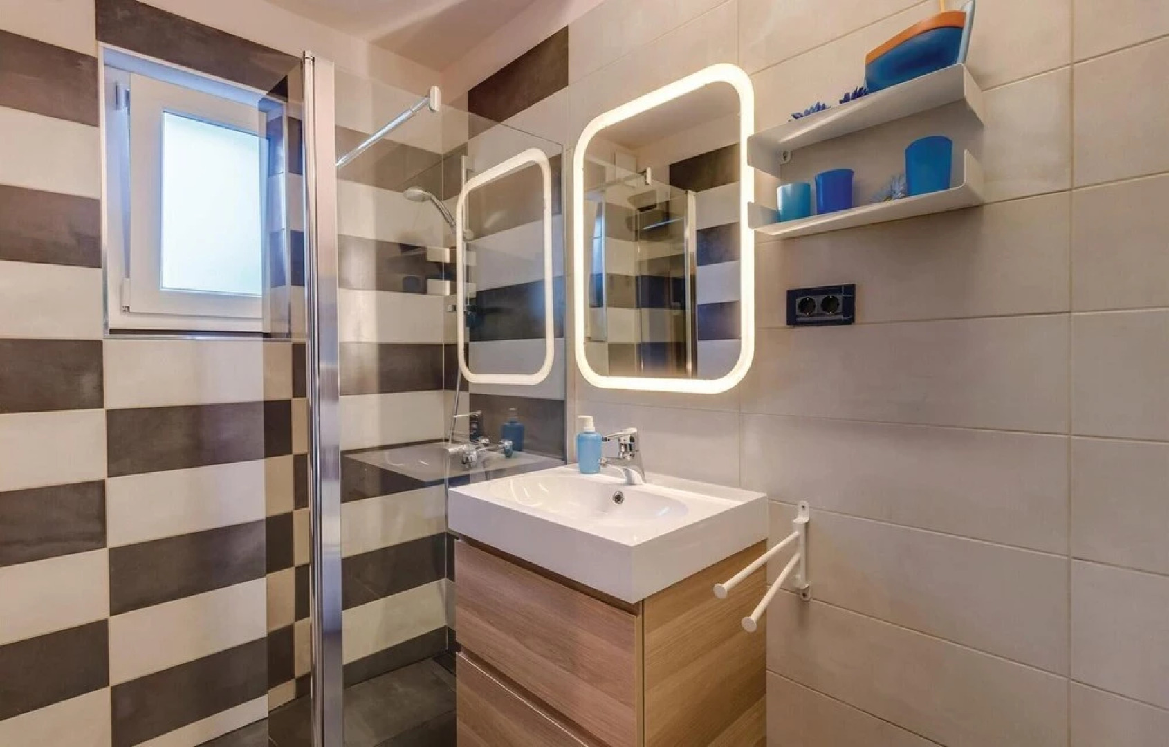 Nice Home in Mali Losinj With Wifi, 2 Bedrooms and Sauna