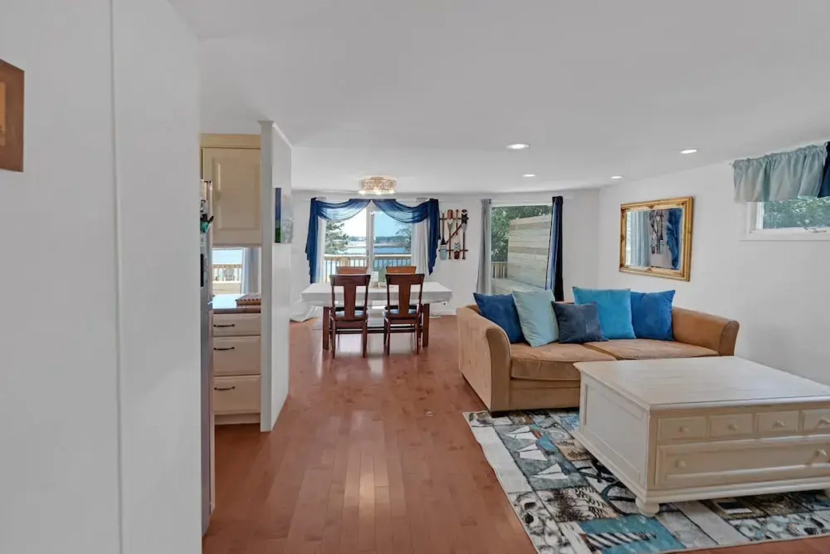 Waterfront Retreat With Stunning Views 3 Bedroom Home