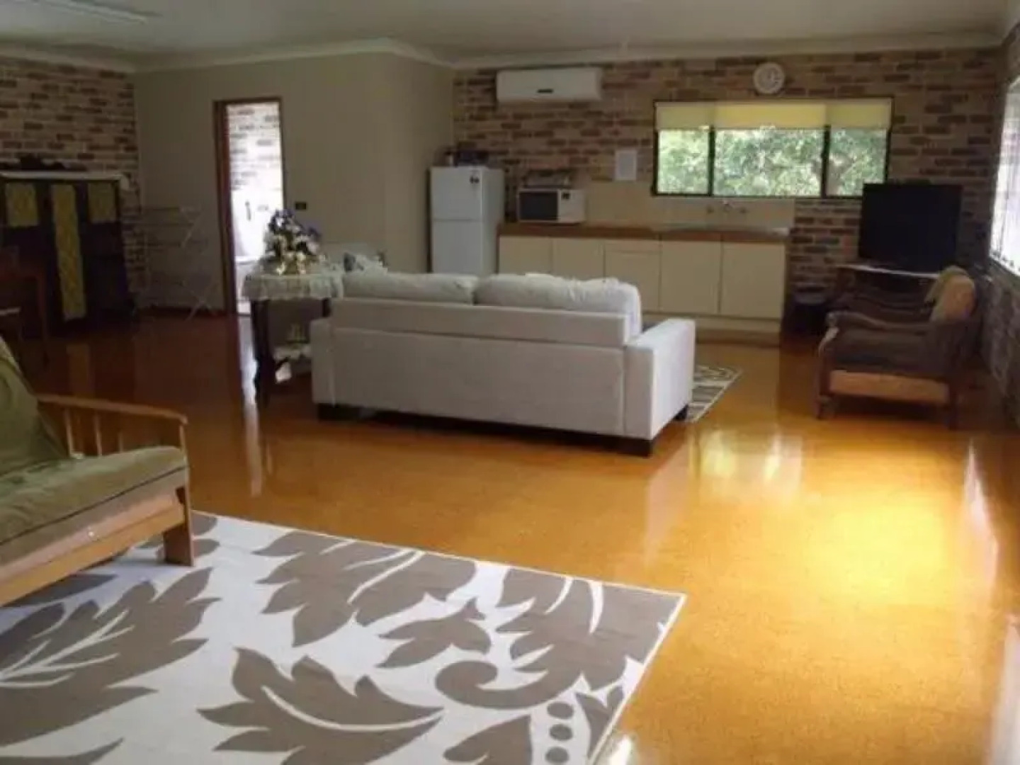 Emerald Tropical Palms B&B