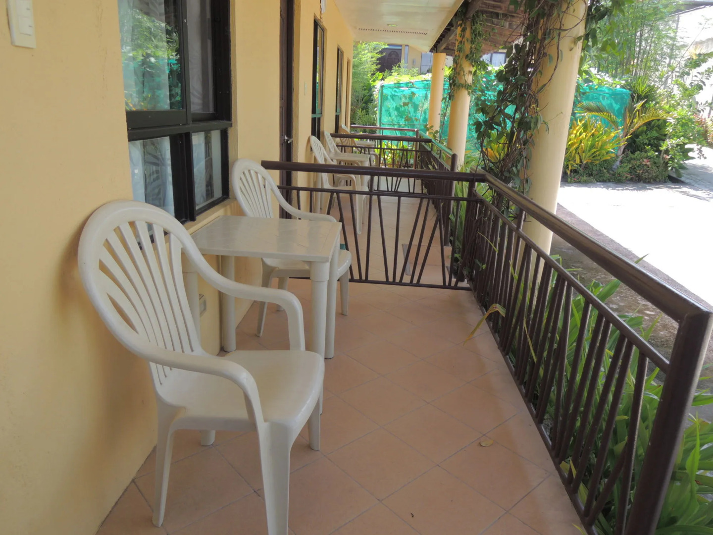 Palm Seaside Inn and Beach Resort