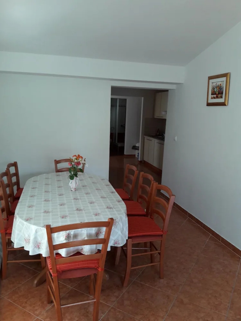 Apartments Metajna X