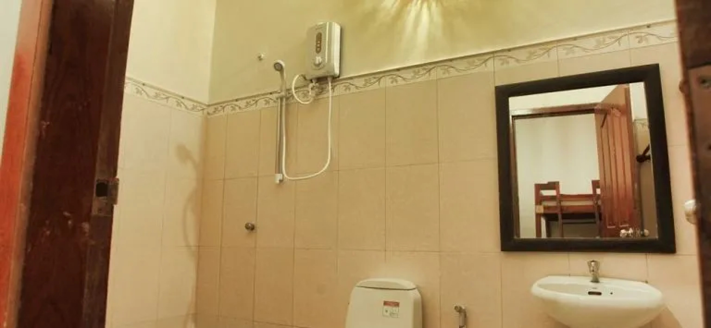 Senses Suites Hostel