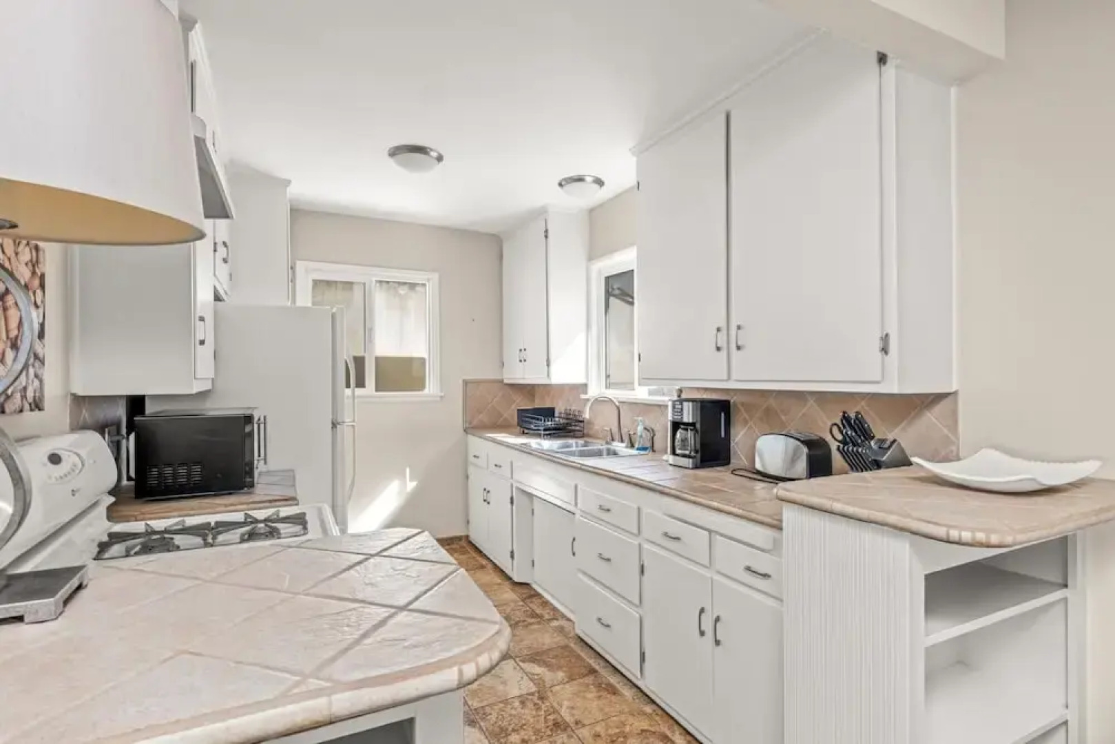 Beachside Apt With Laundry AC Patio