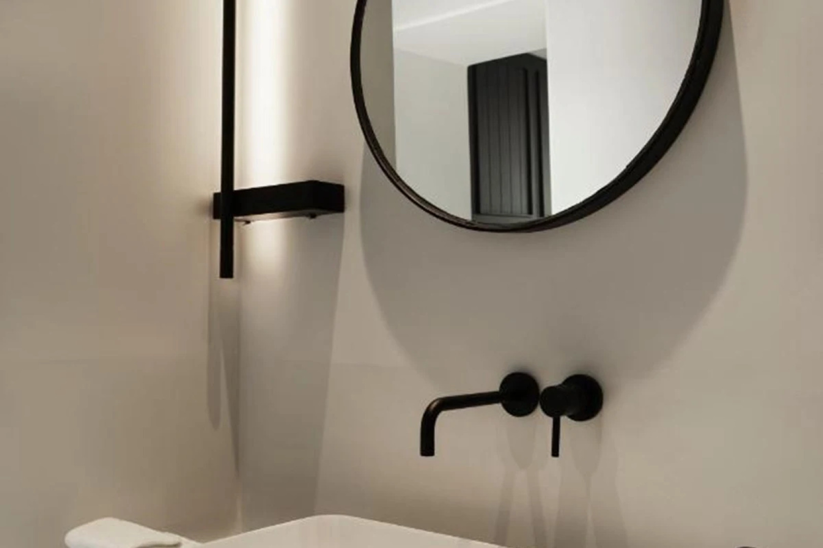 Ezio Bo Luxury Living