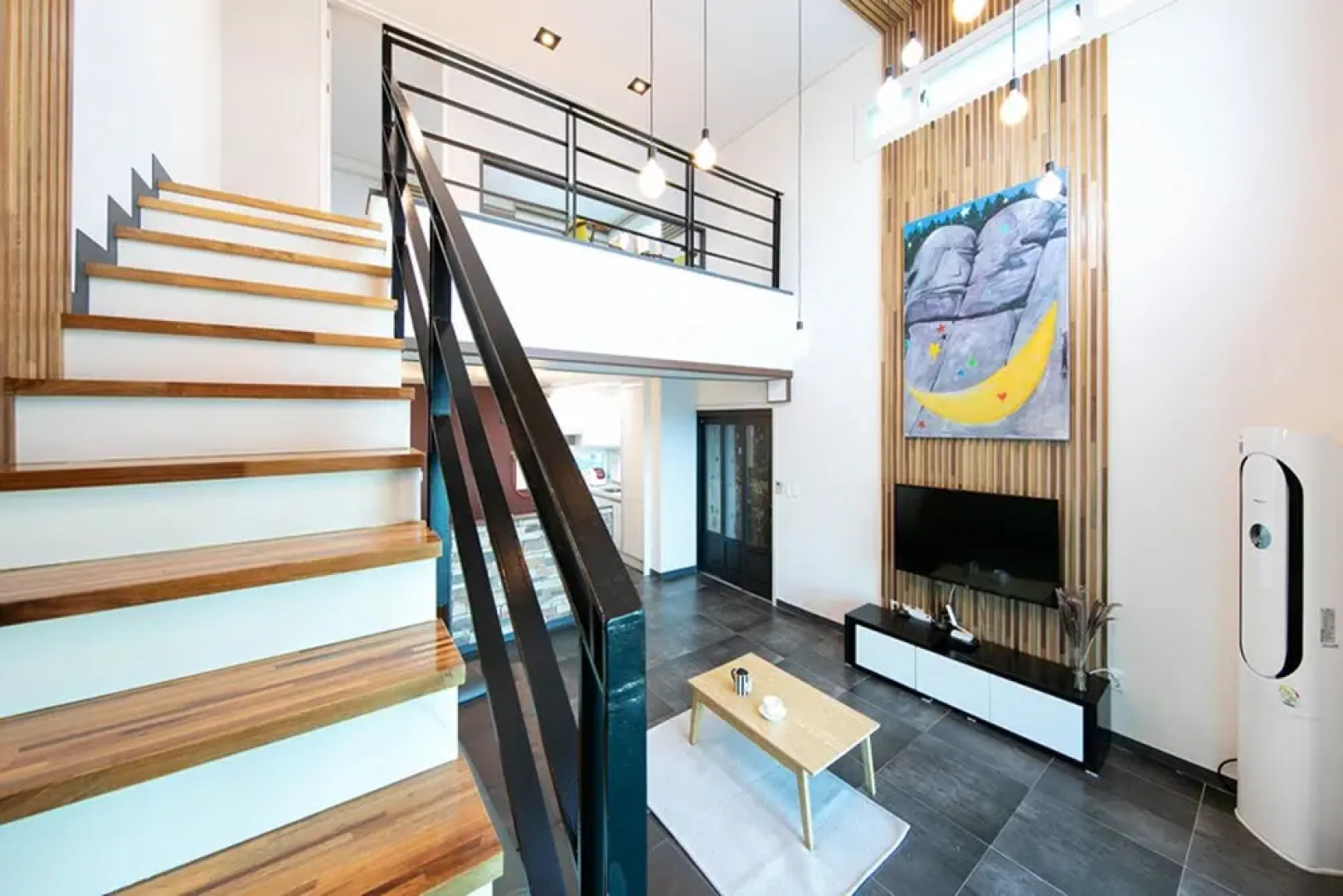 Pohang Couple Stone Pension