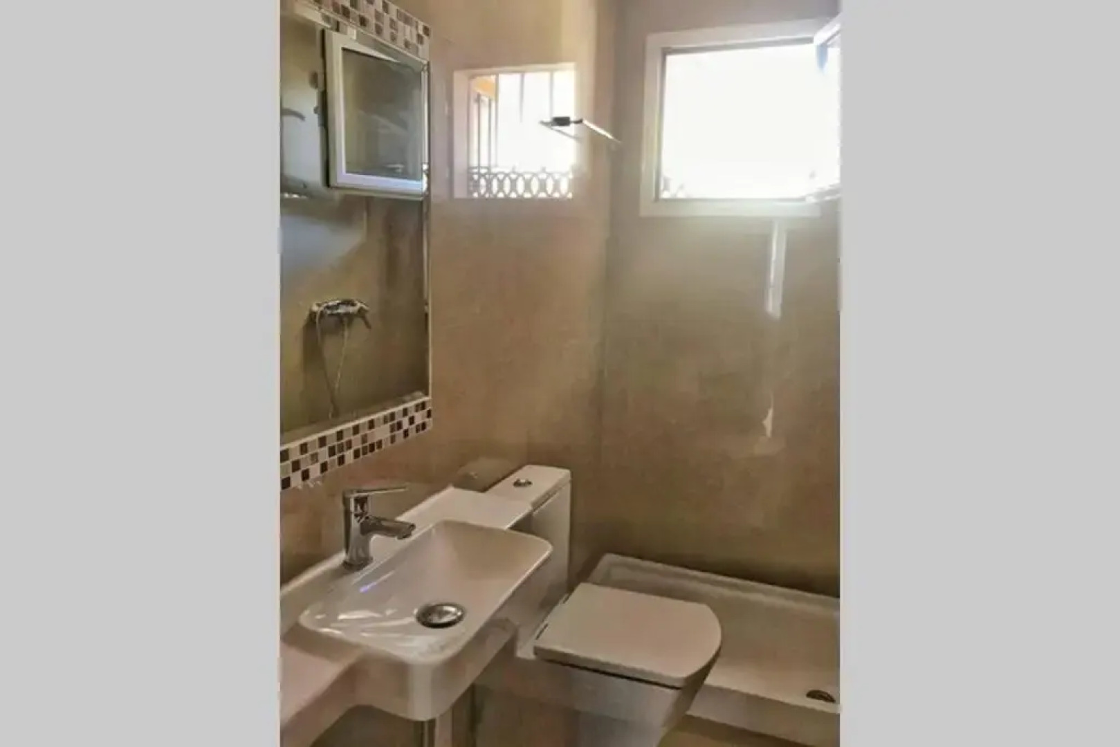 Duplex, terraza, 10 min coche centro Sevilla