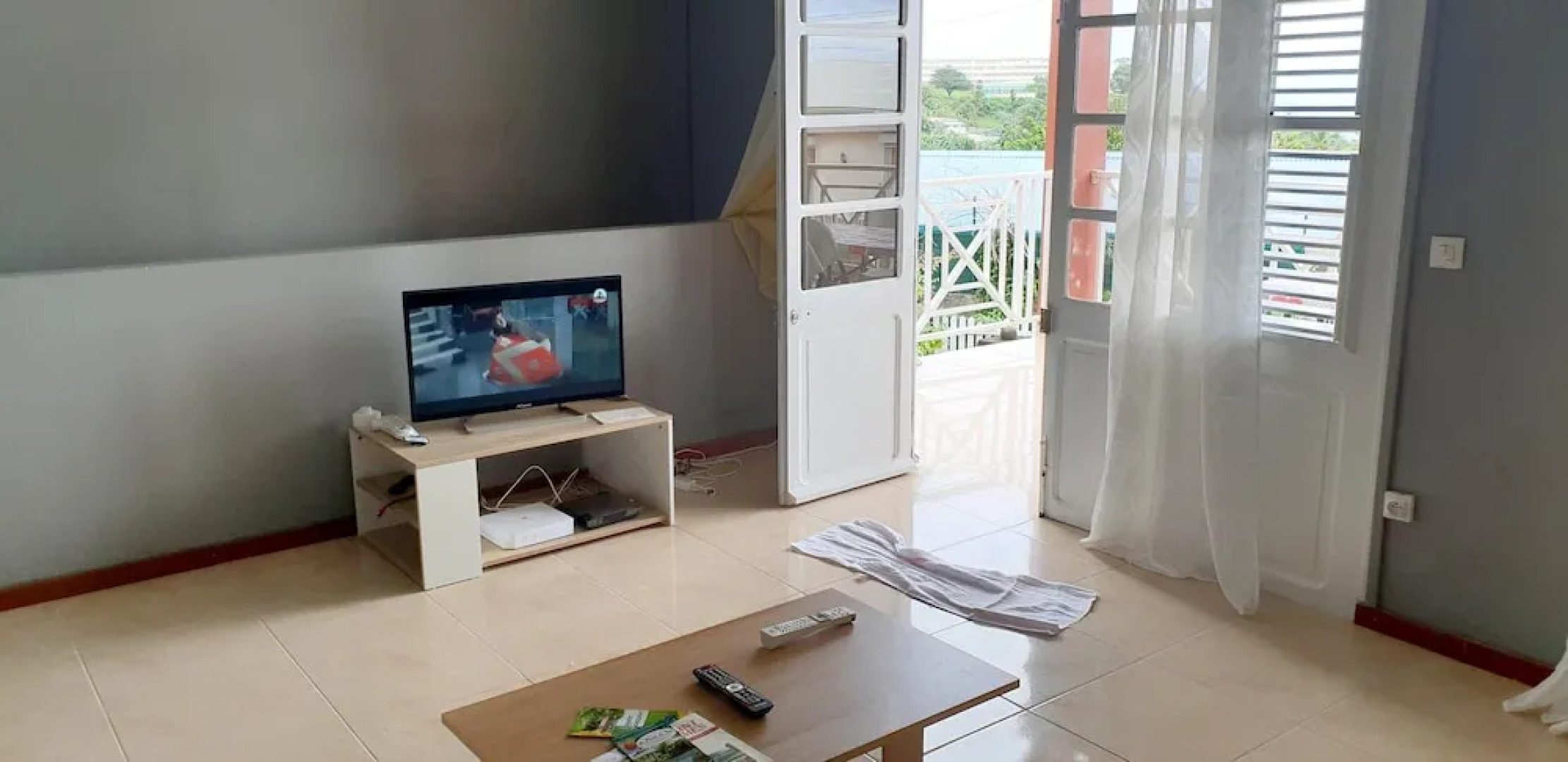 Apartment With 2 Bedrooms in Le Lorrain, With Wonderful sea View, Terr