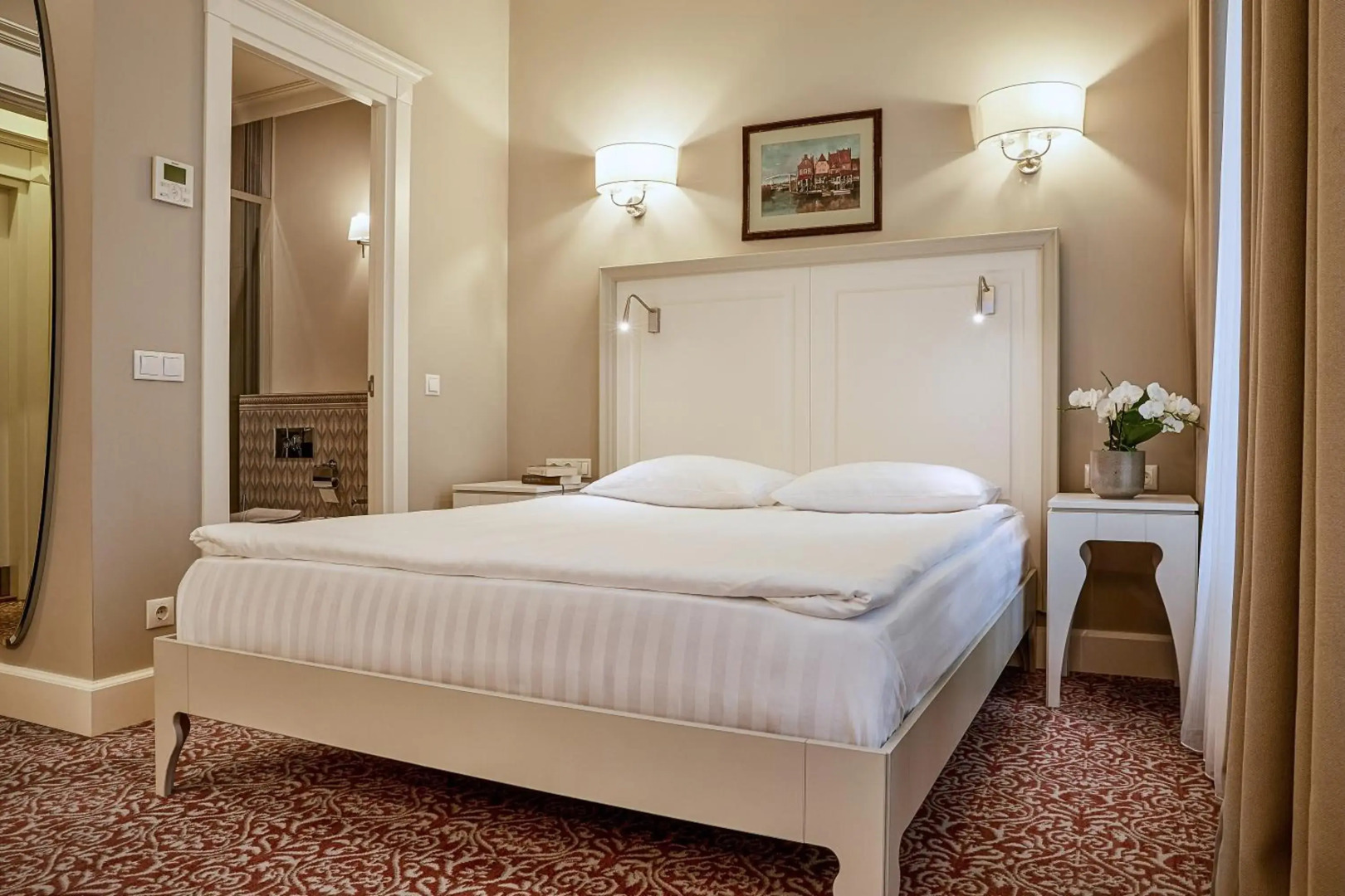 Ratonda Centrum Hotel