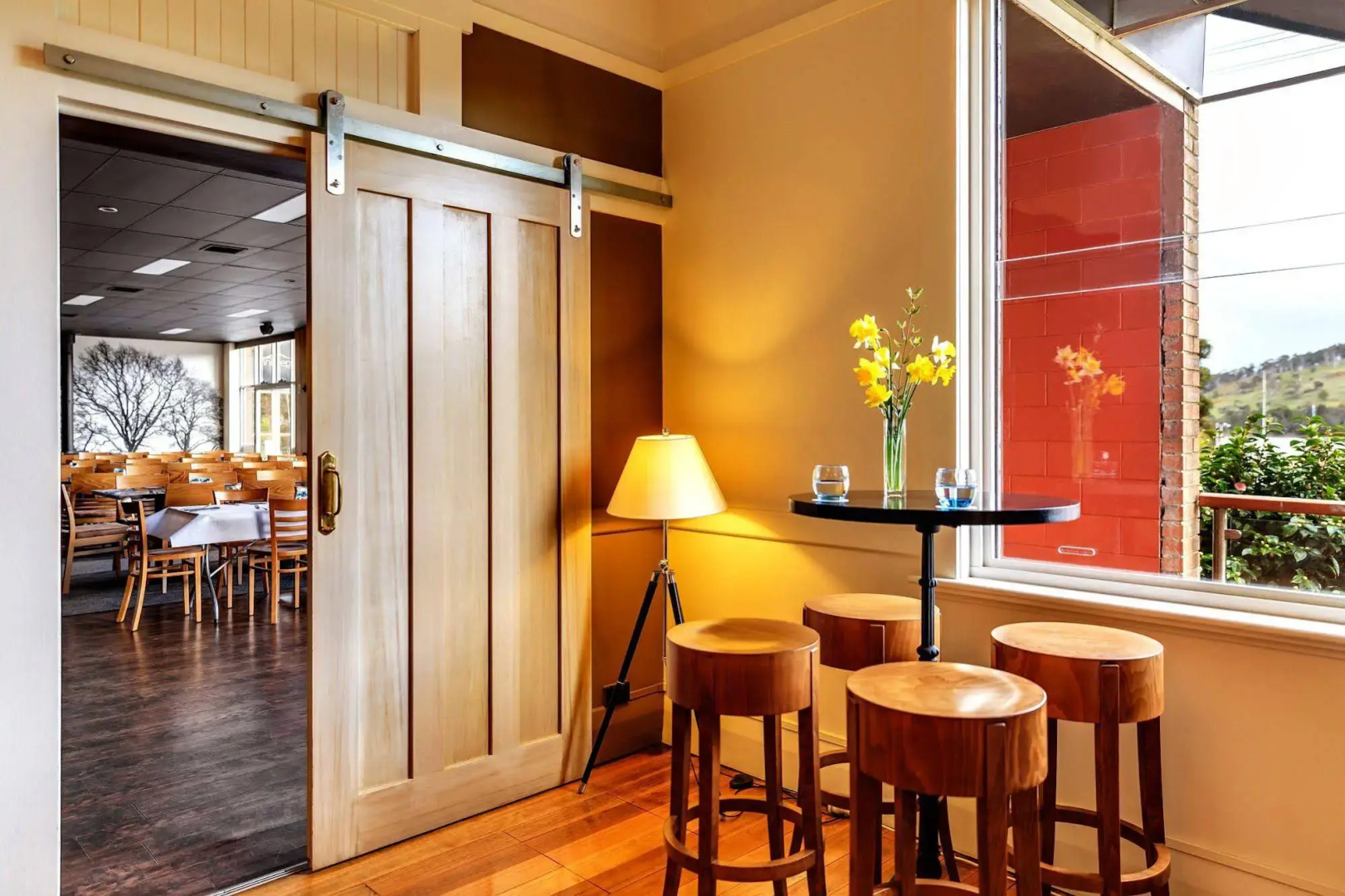 Kermandie Waterfront Hotel