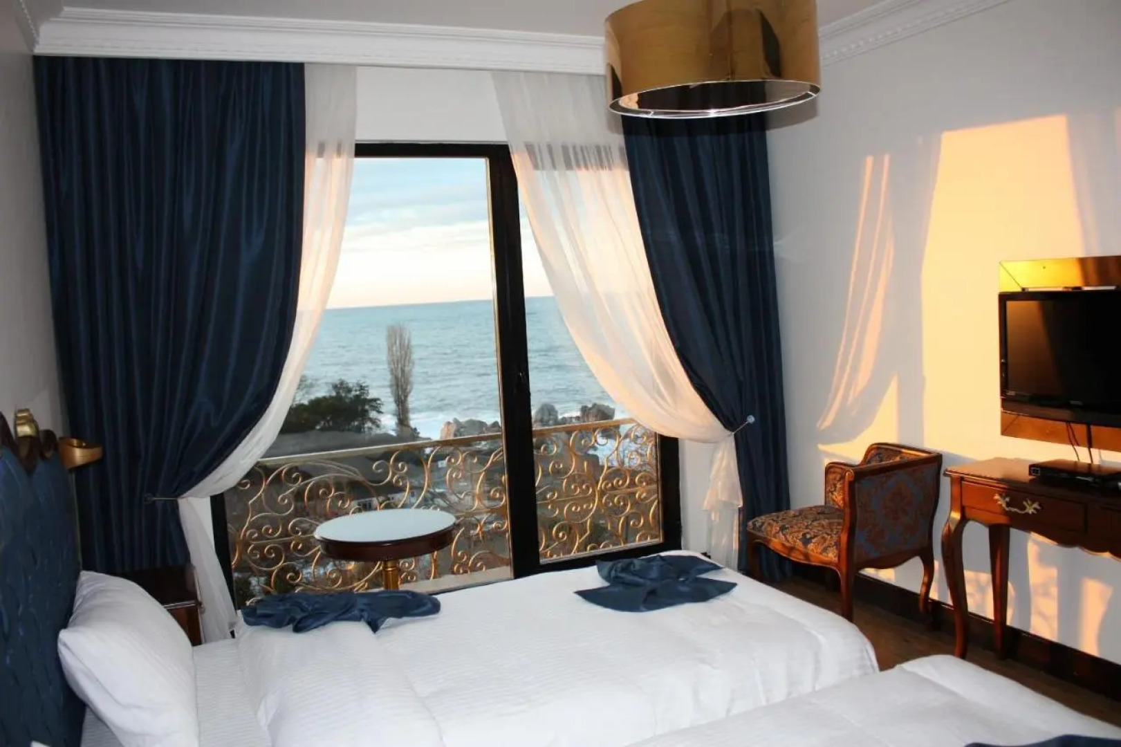 Bab-i Zer Konaklama Ve Restoran