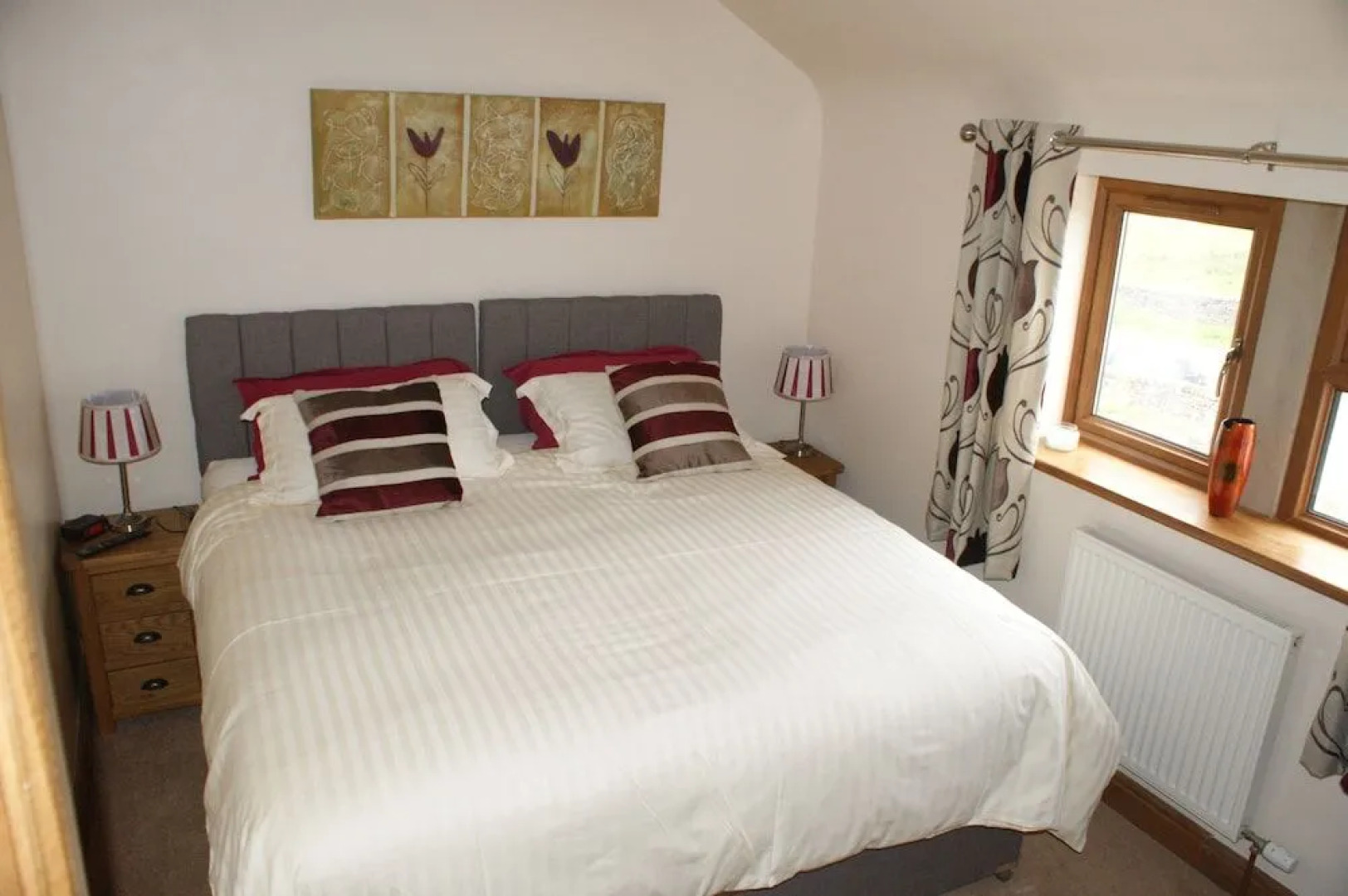 East Wayside Bed & Breakfast