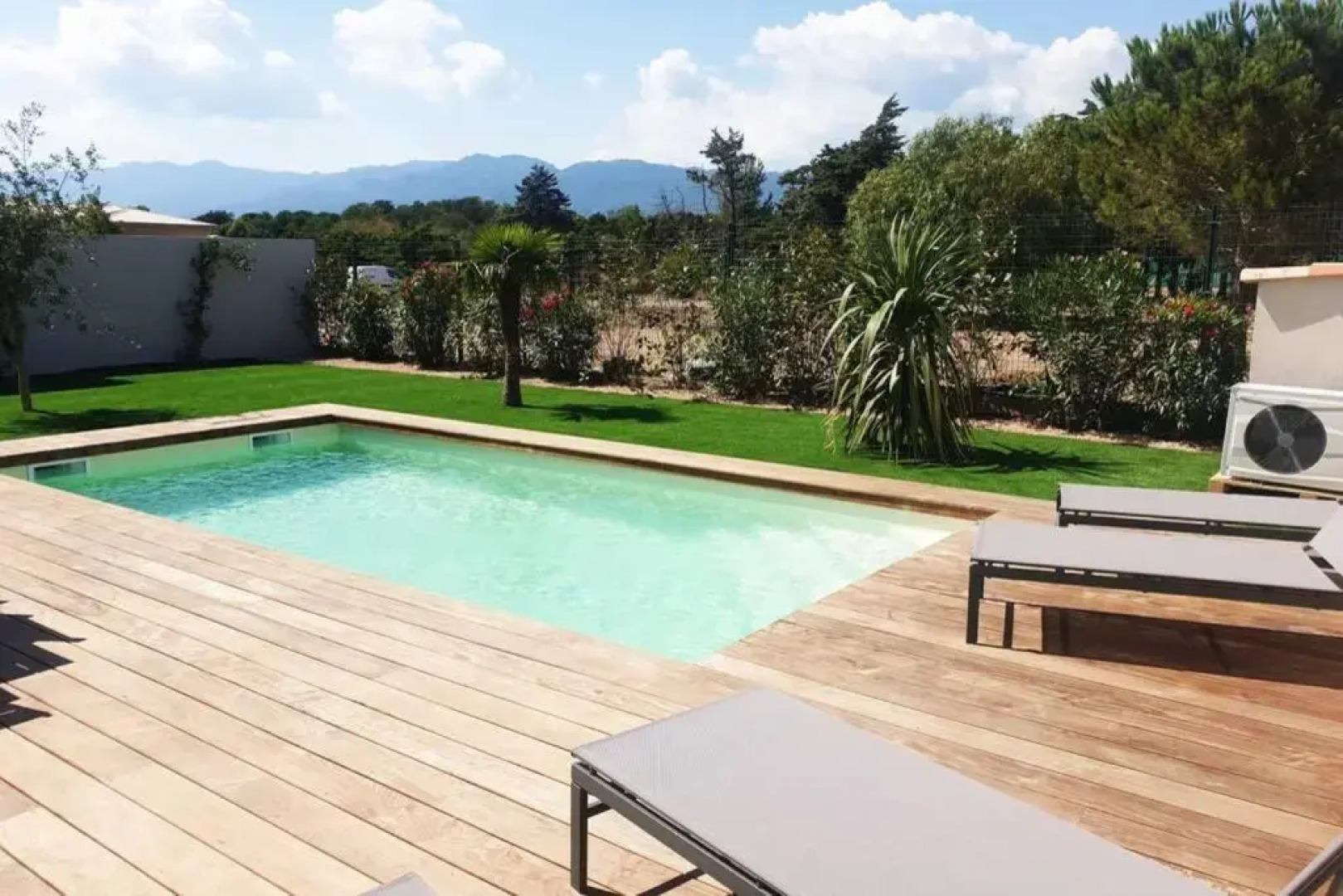 Villa 5***** piscine proche de la plage Cala Rossa